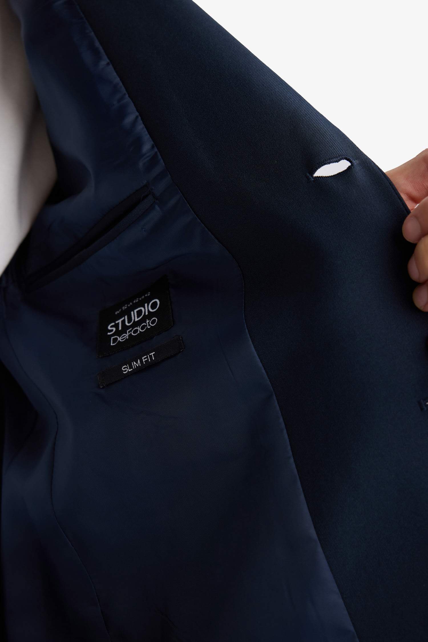 Slim Fit Twill Blazer