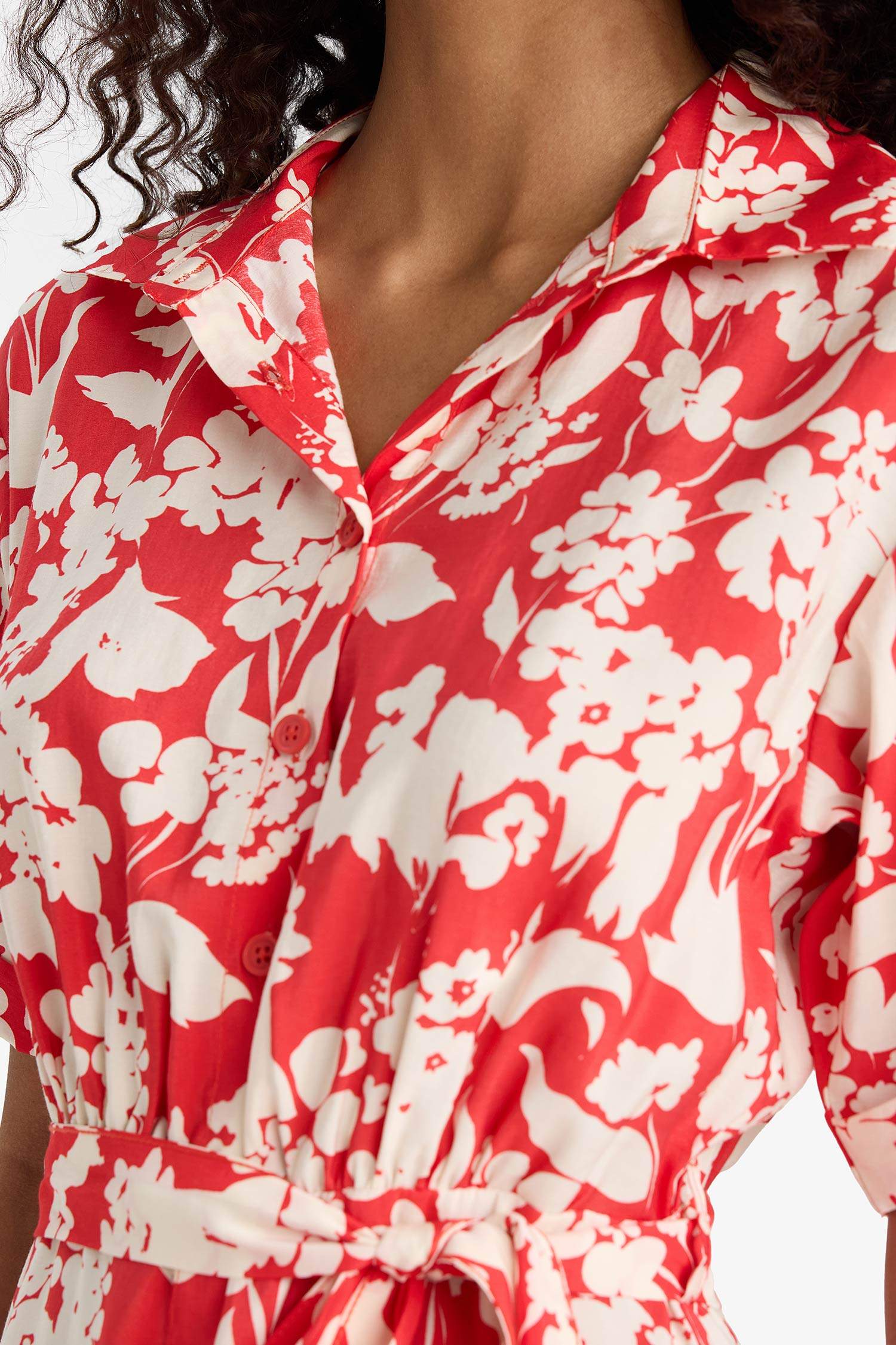 Gömlek Yaka Çiçek Desenli Kuşaklı Modal Kısa Kollu Midi Elbise