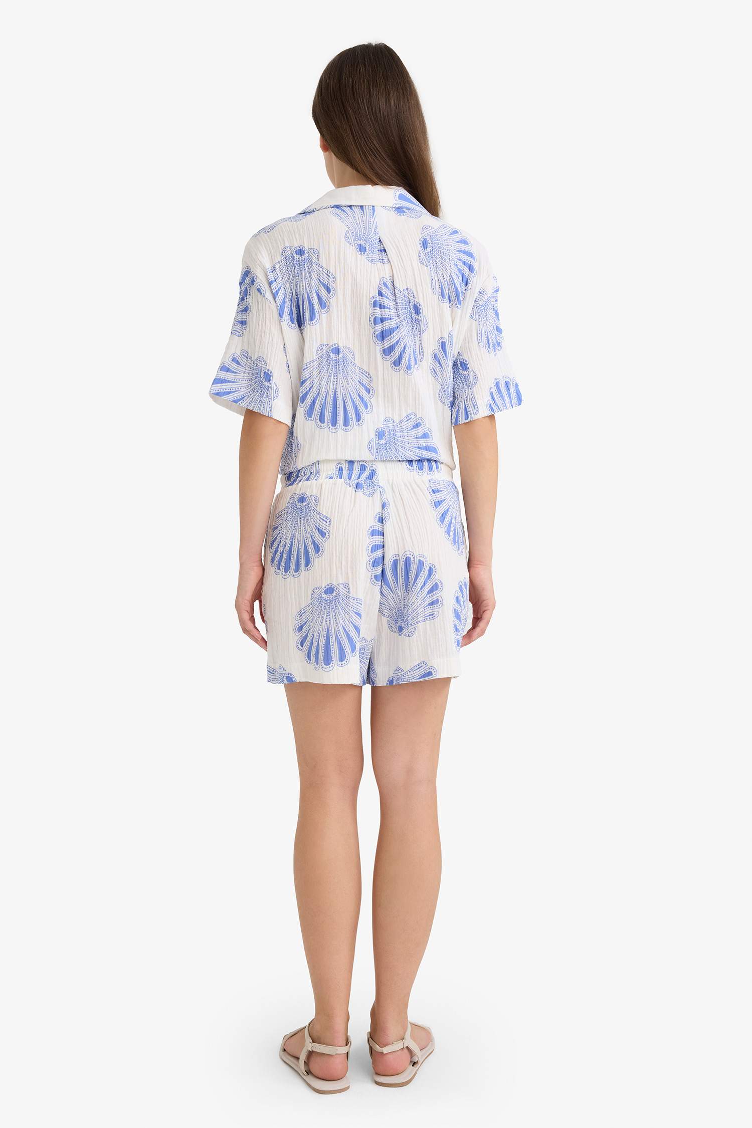 Yüksek Beli Lastikli Desenli Müslin Şort