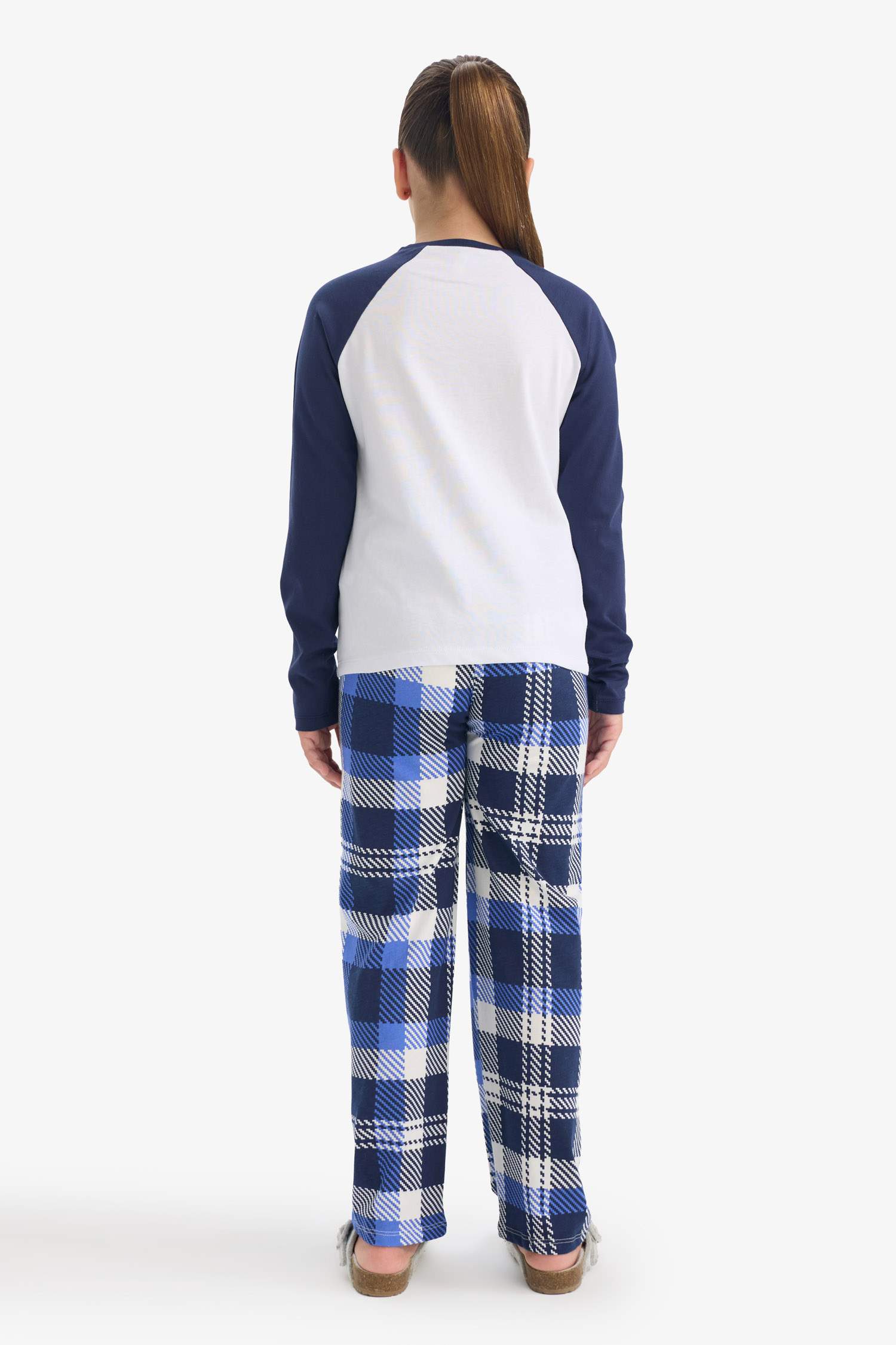 Kız Çocuk Pijama Takımı Baskılı Uzun Kollu Üst Kareli Uzun Alt 