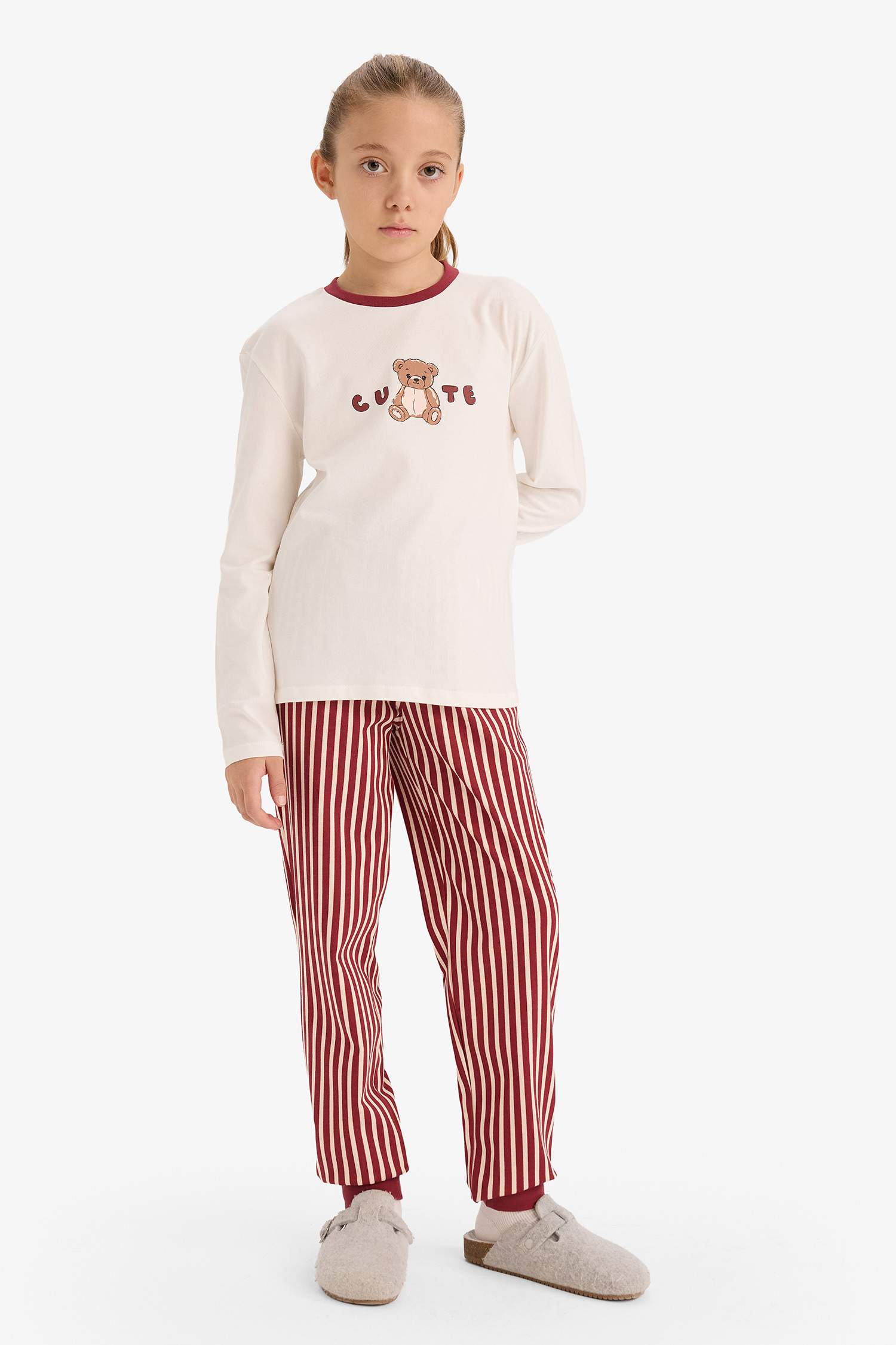 سيت بجامة بناتي قصة عادية - قطعتين