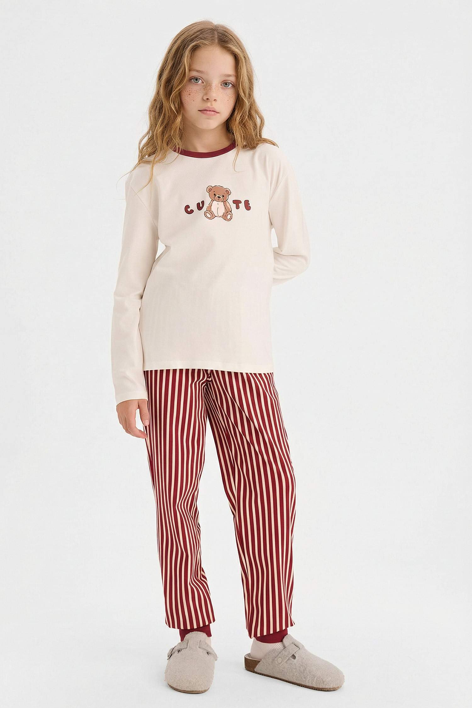 سيت بجامة بناتي قصة عادية - قطعتين