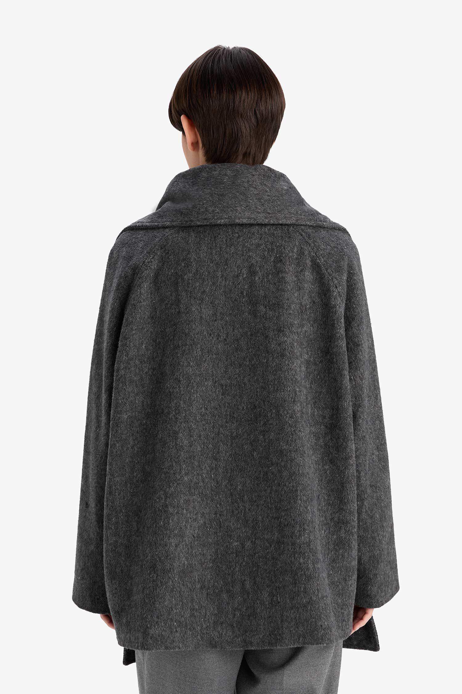 Regular Fit Yün Karışımlı Çıkarılabilir Atkılı Kısa Kaşe Kaban