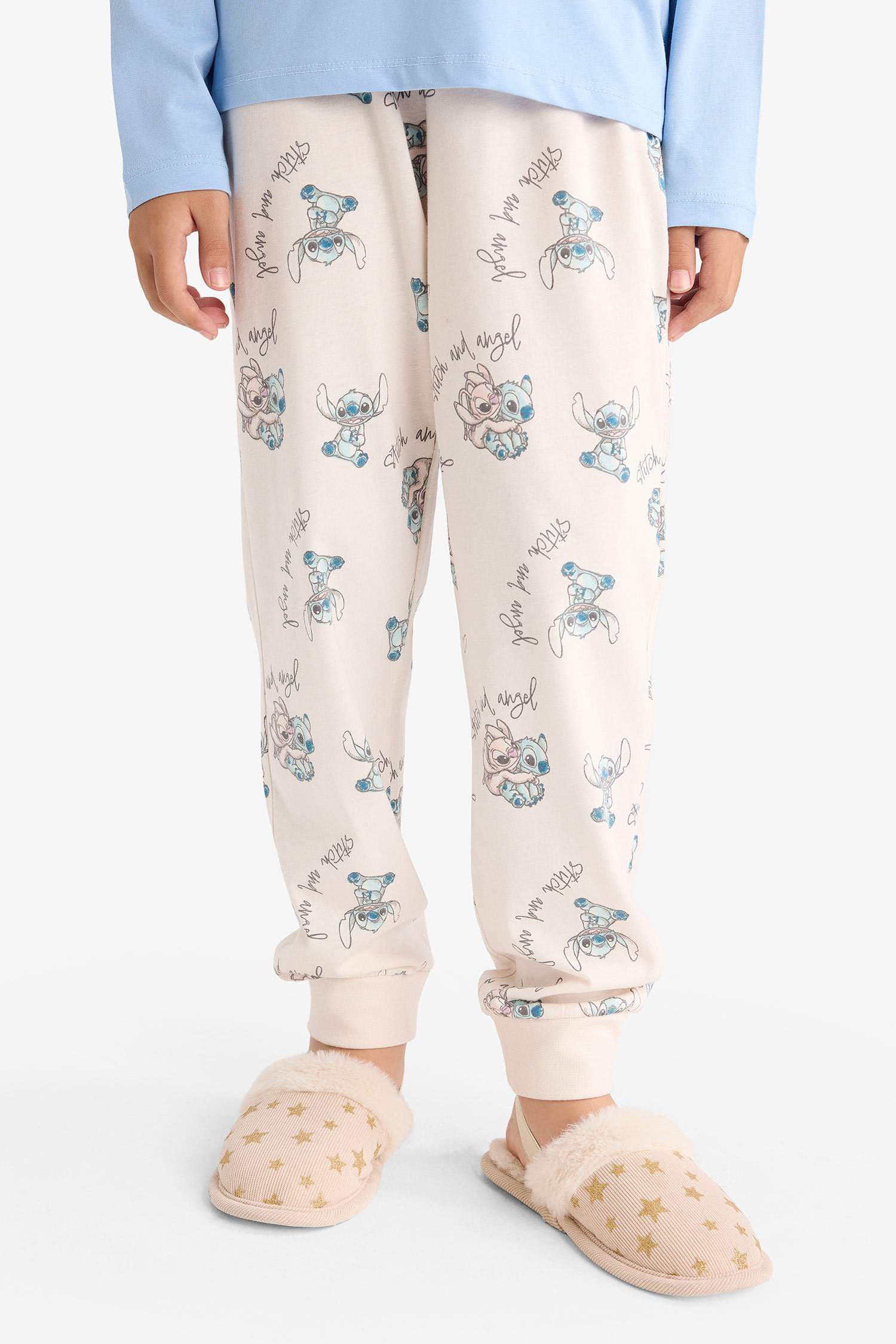 سيت بجامة بناتي قصة عادية من ليلو وستيتش من - قطعتين