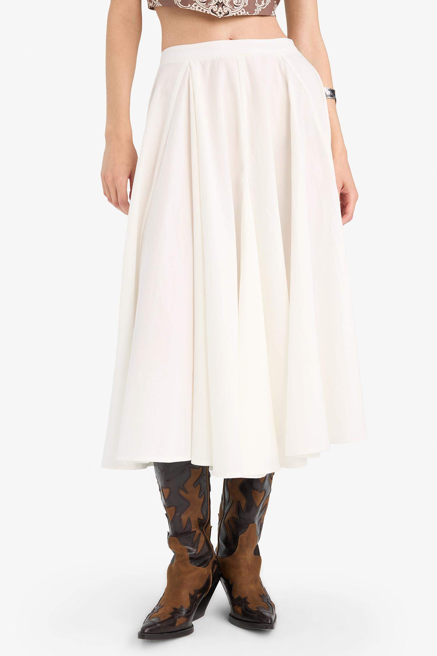 تنورة طويلة بوبلين بقصة A بخصر عادي مبطن من Afra x DeFacto