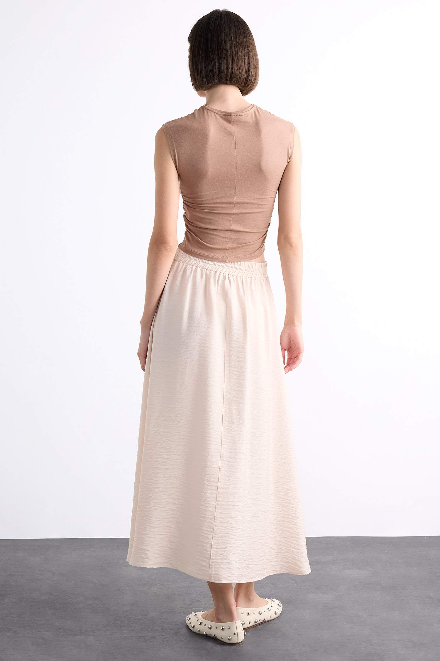 Beli Lastikli Midi Etek