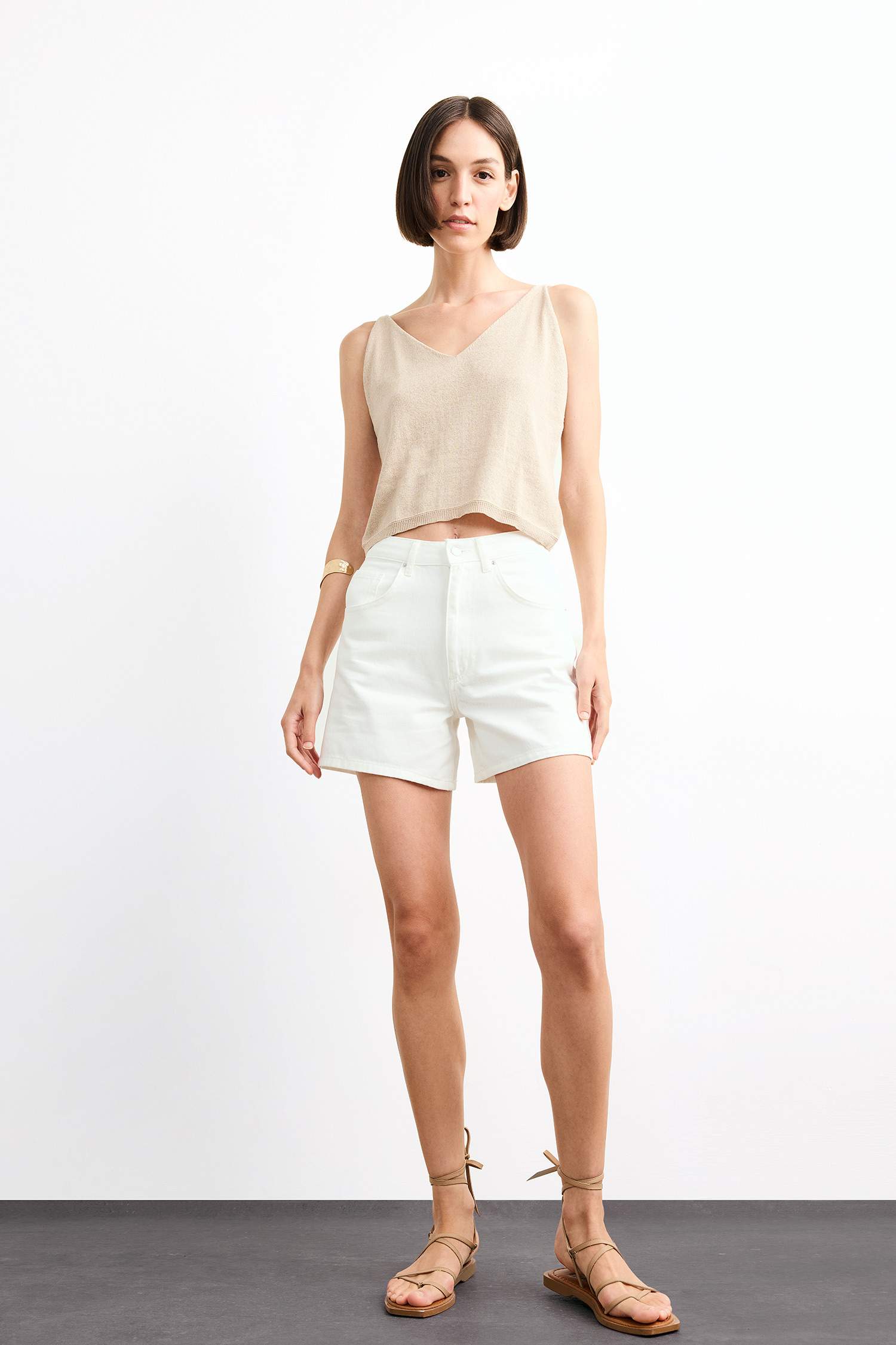 V Yaka Crop Askılı Triko Atlet