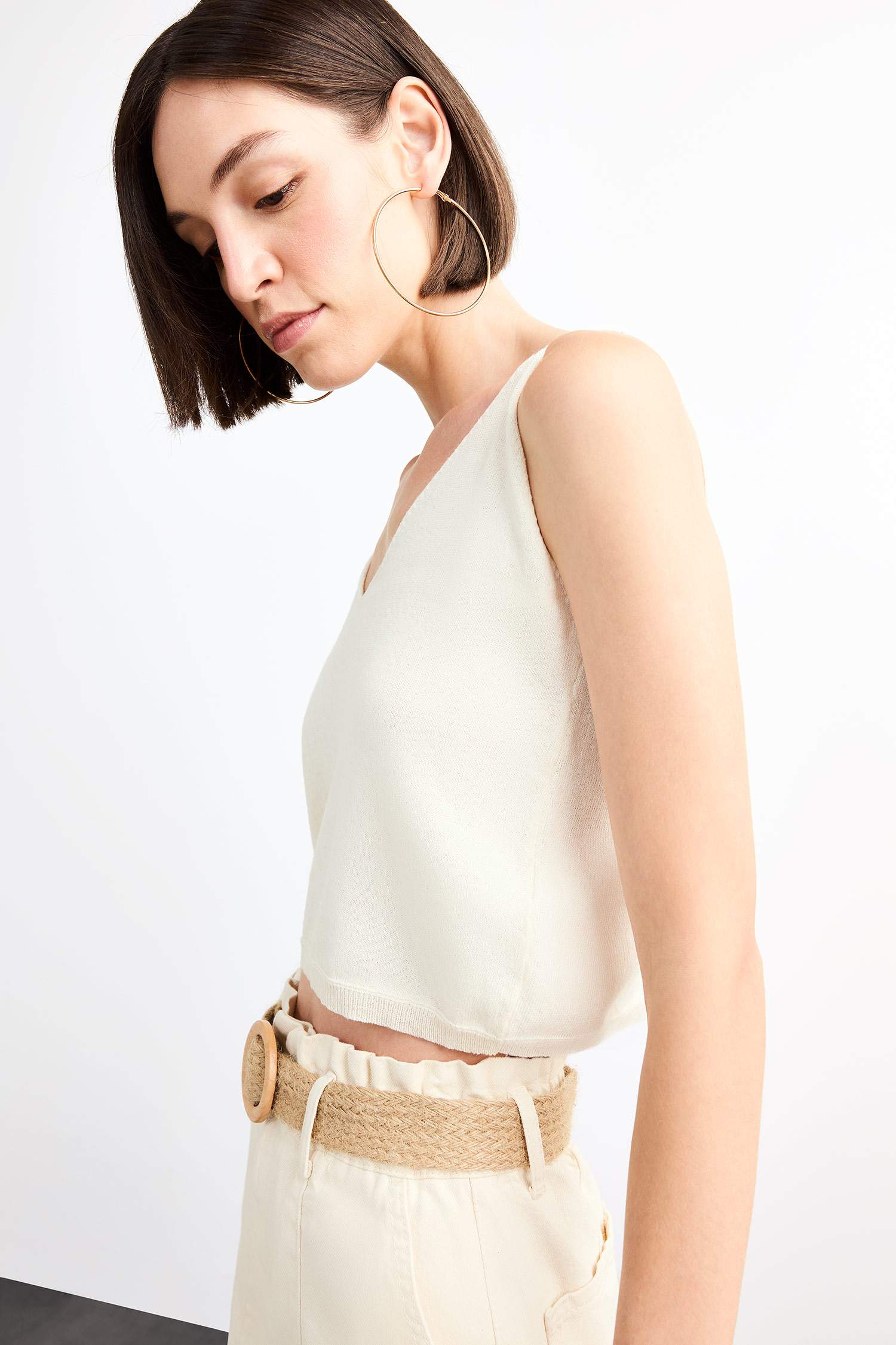 V Yaka Crop Askılı Triko Atlet