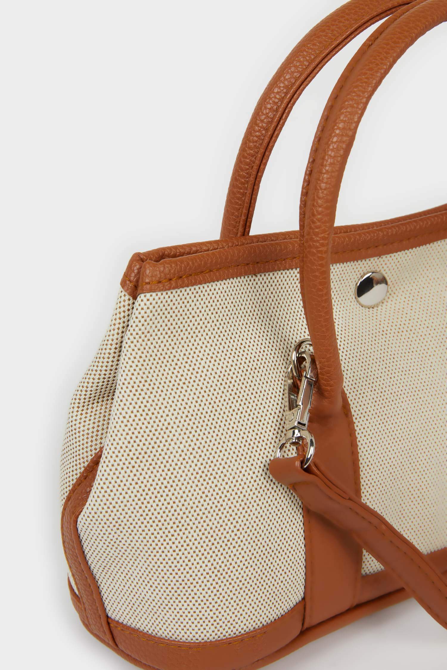 Woman Canvas Handbag