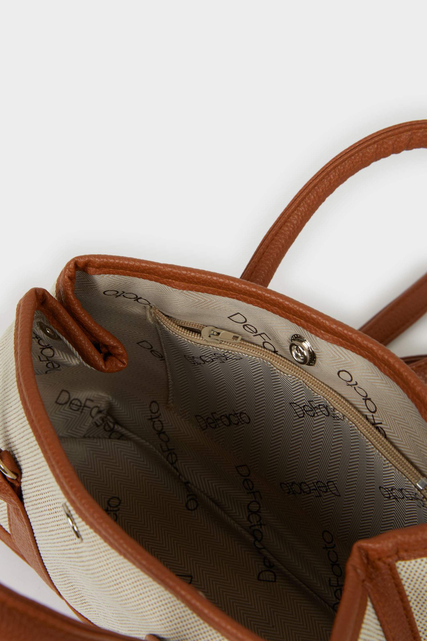 Woman Canvas Handbag