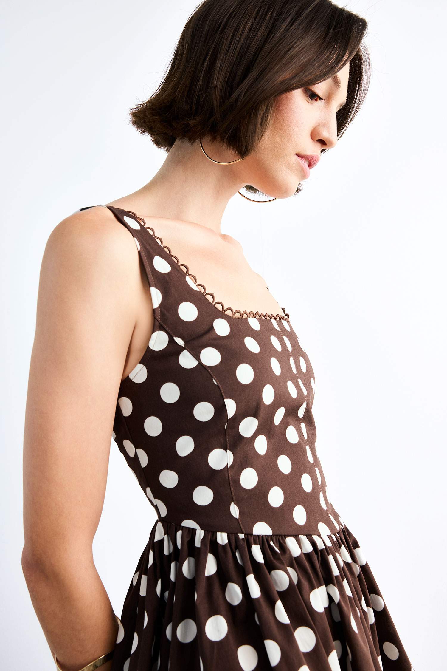 فستان ميدي منقط بوبلين بياخة مربعة