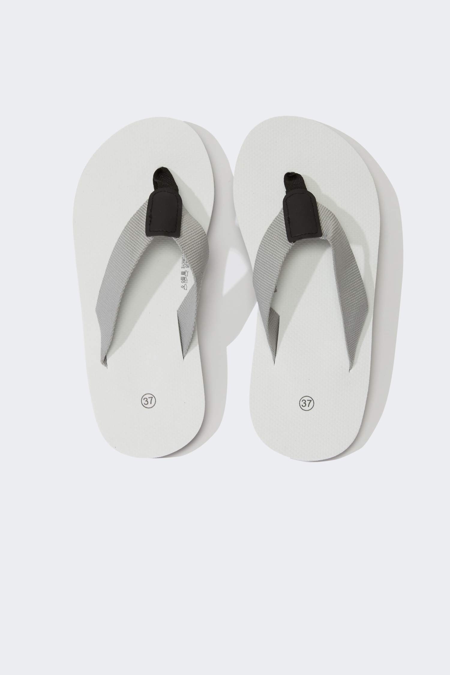 Kadın Düz Taban Parmak Arası Terlik