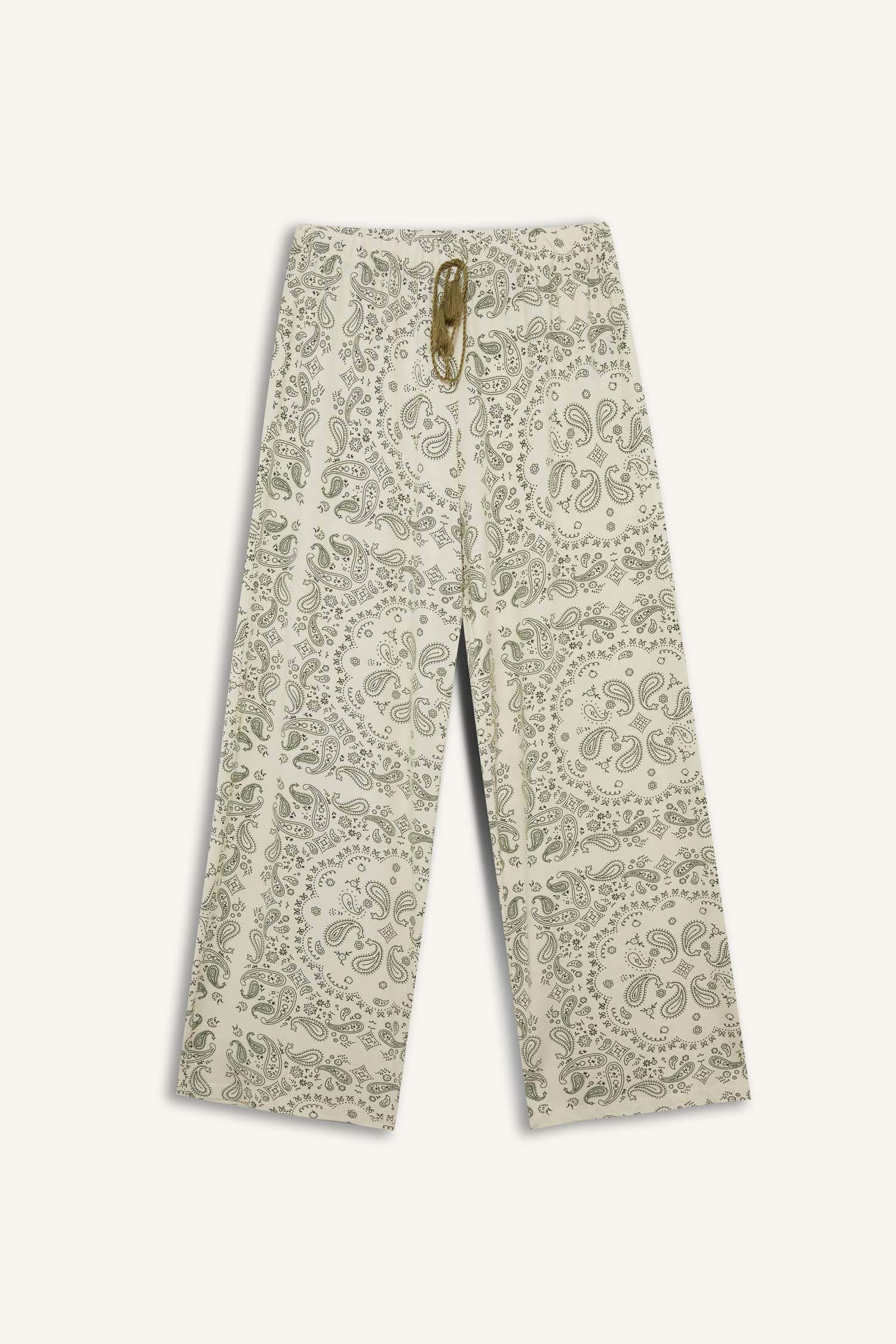 Fall in Love Regular Fit 2 Piece Printed Pyjama Set