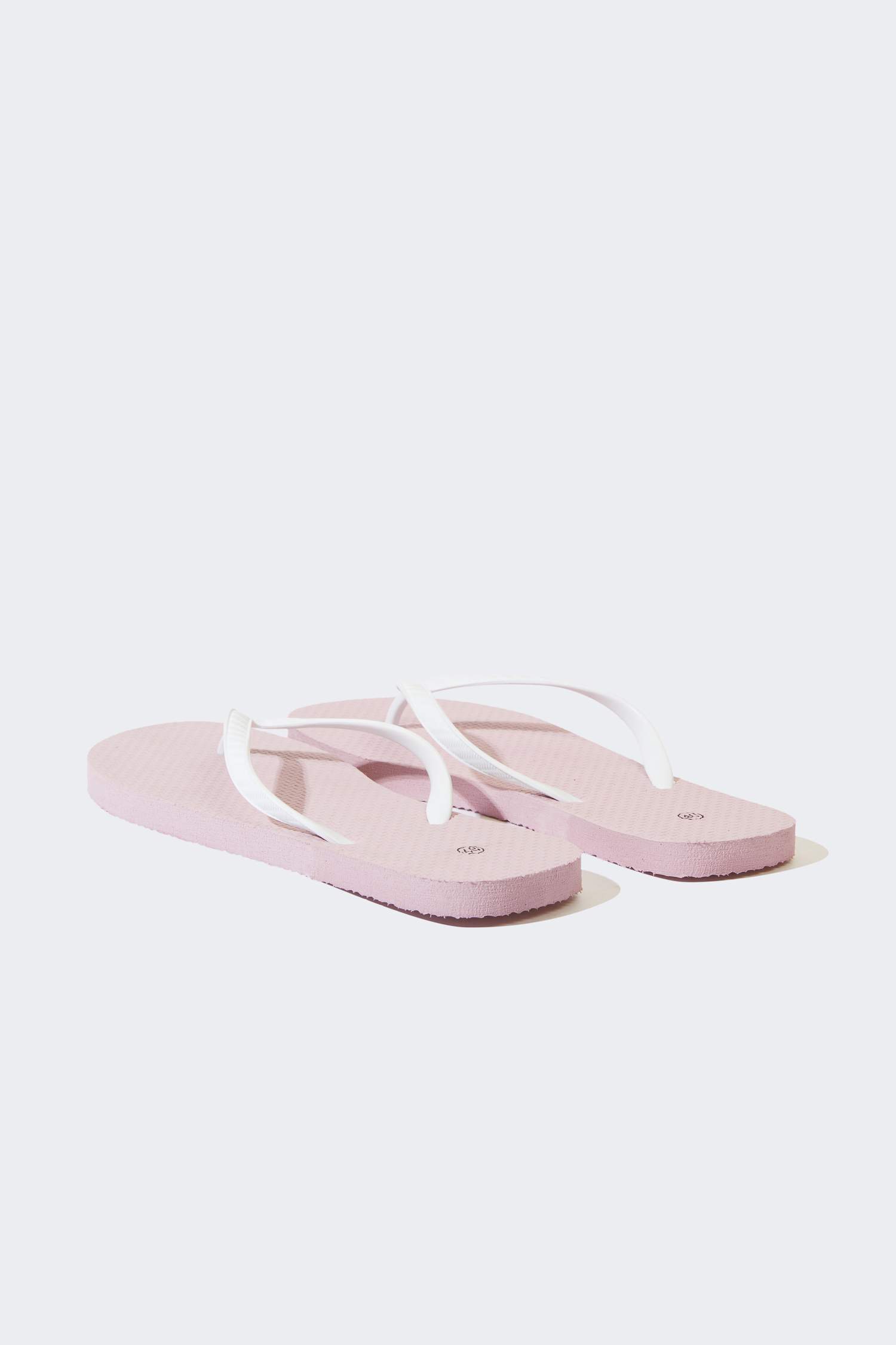 شبشب نسائي فليب فلوب بكعب مسطح