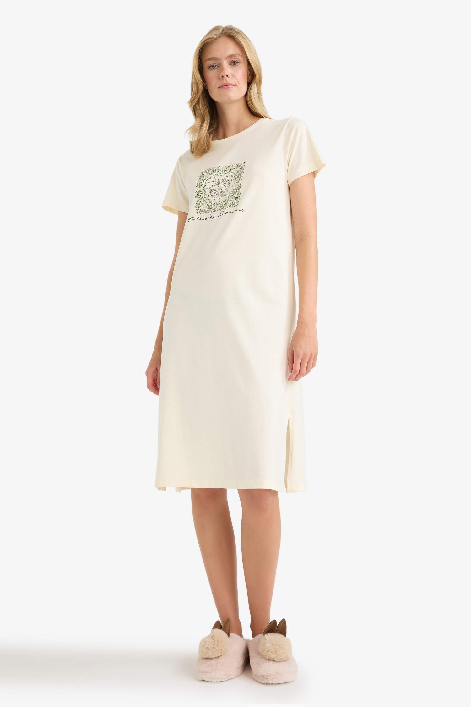 Regular Fit Crew Neck Knitted Dress