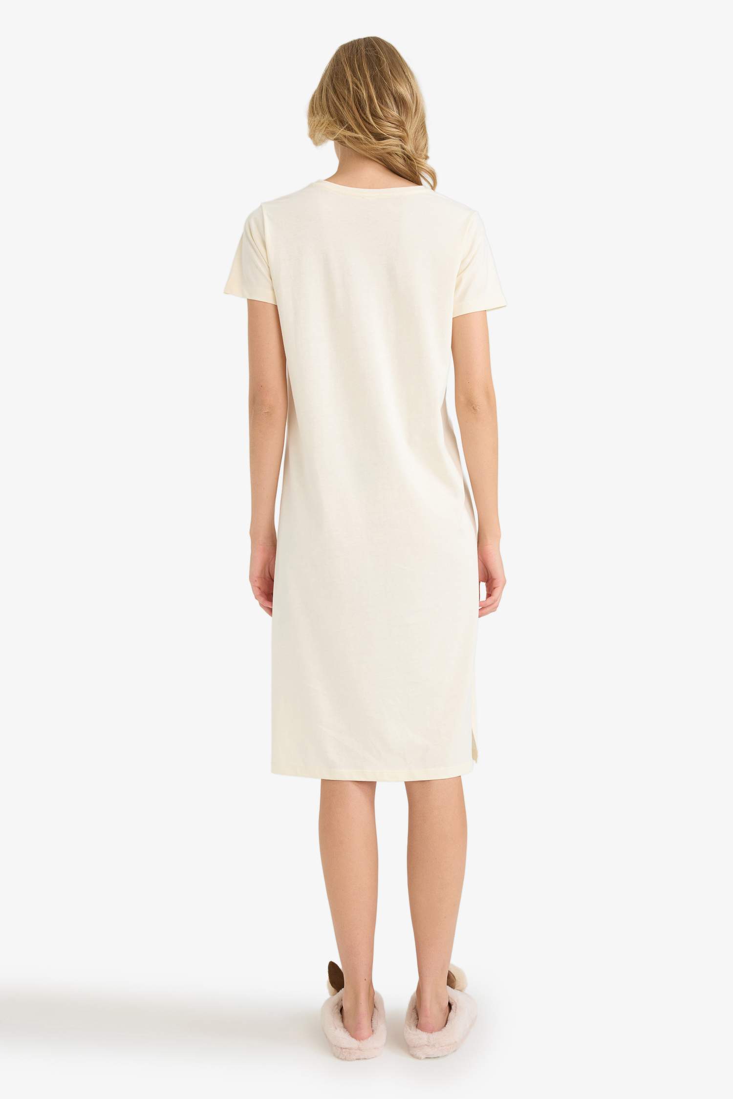 Regular Fit Crew Neck Knitted Dress