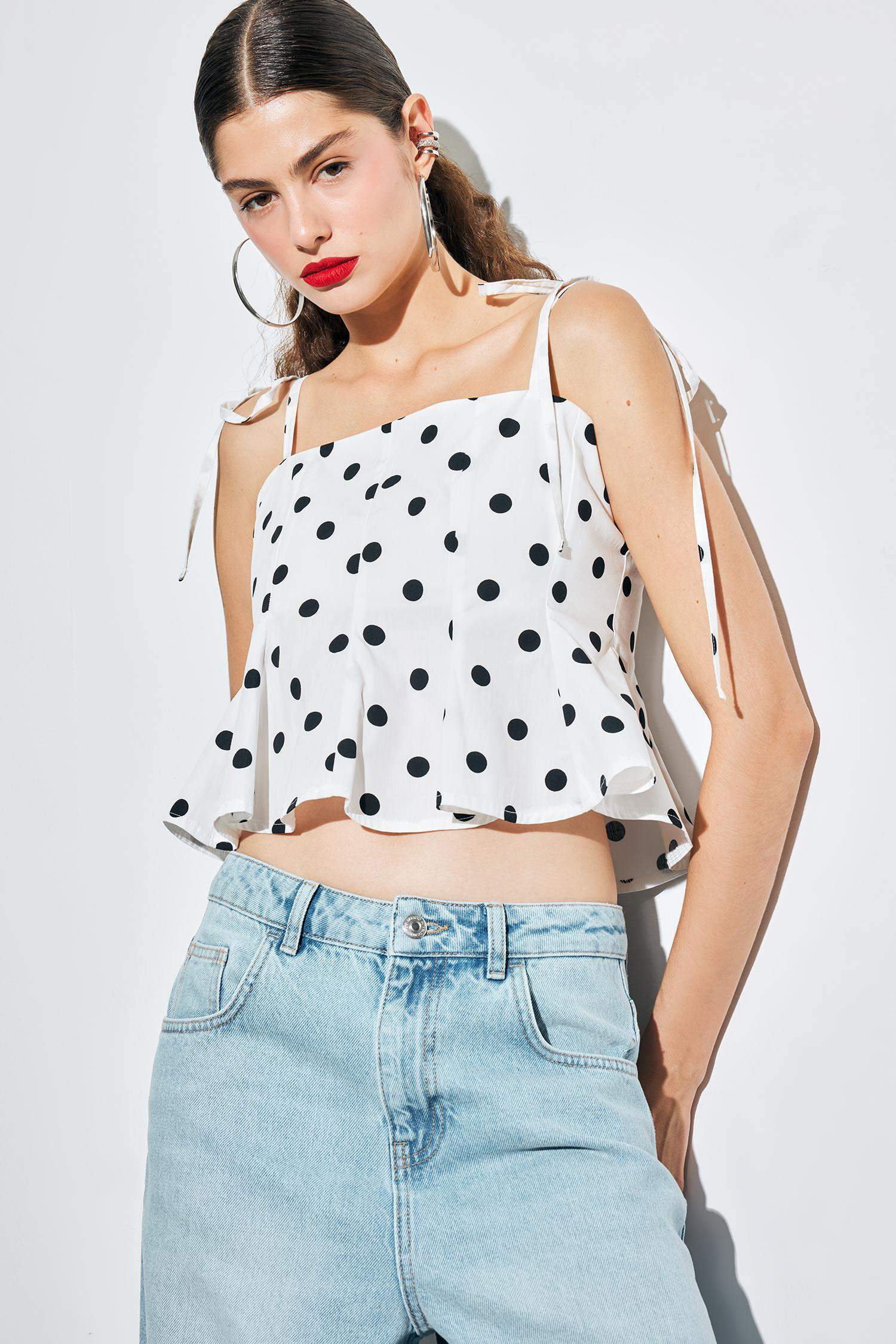 Slim Fit Polka Dot Sleeveless Blouse
