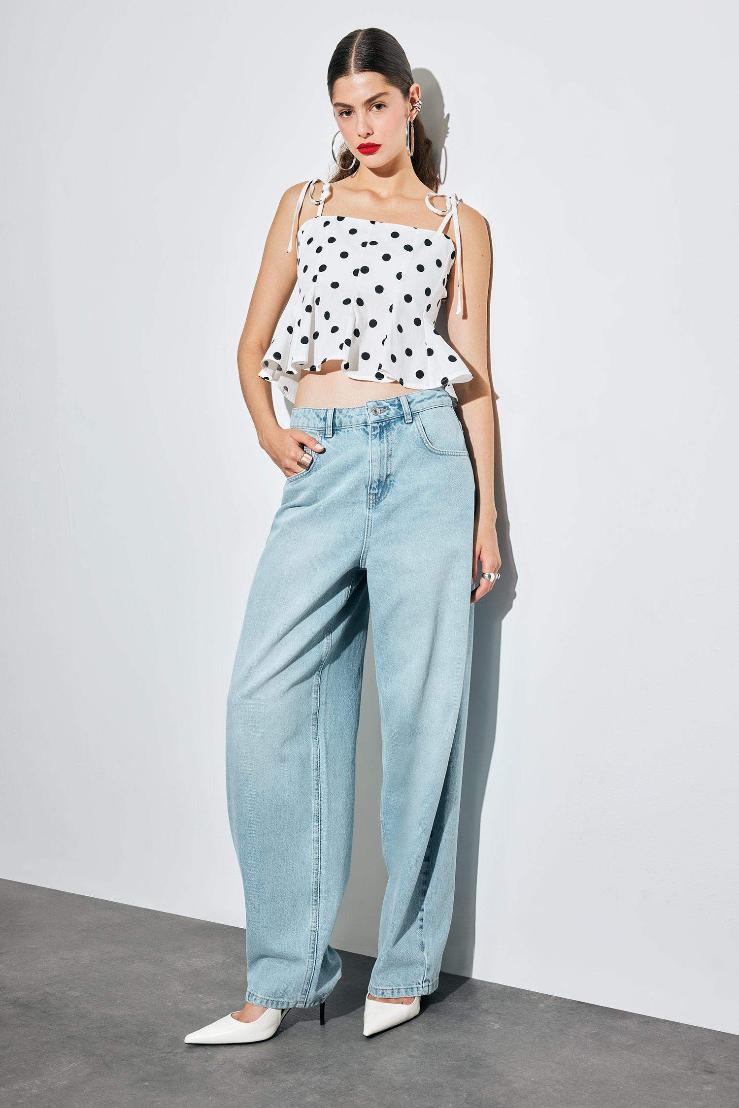 Slim Fit Polka Dot Sleeveless Blouse