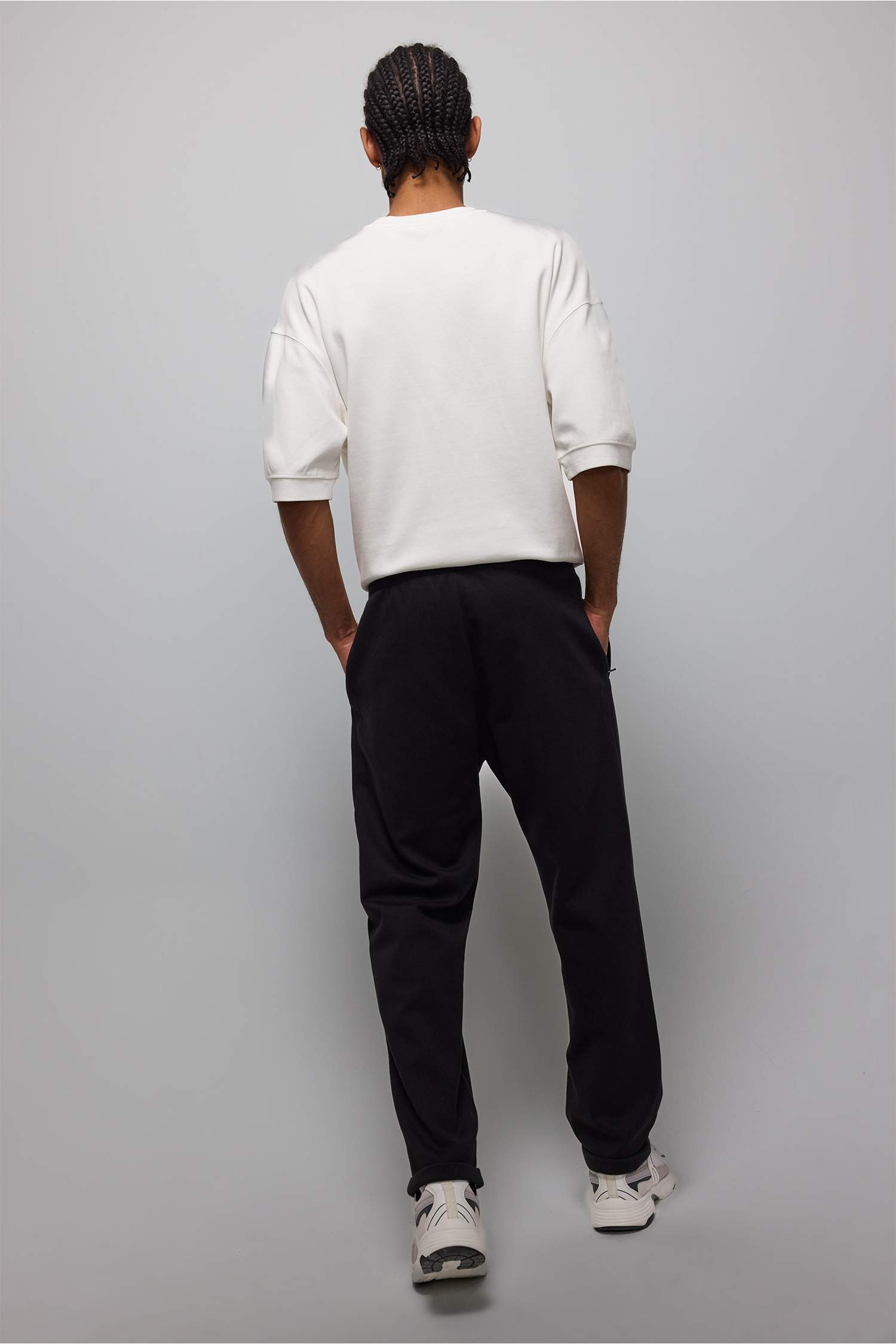 بنطلون جوجر قصة عادية