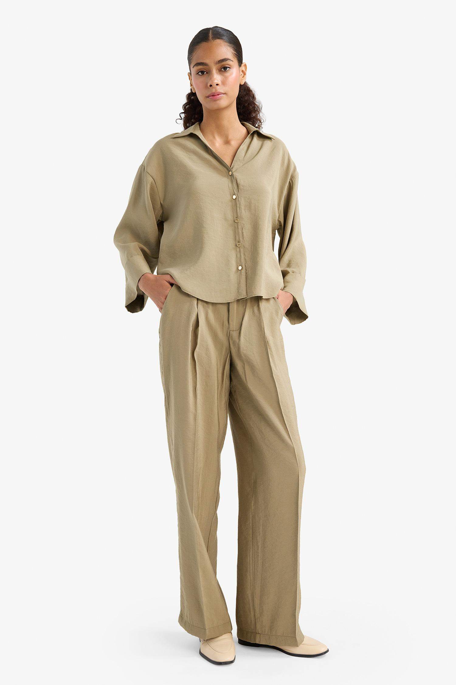 Брюки с высокой талией и широкими штанинами из модала