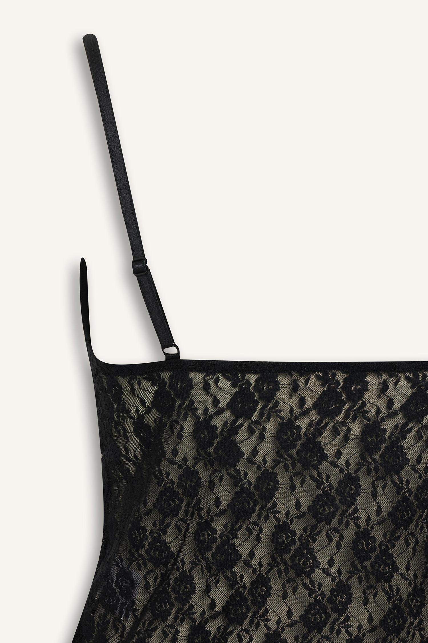 Dantel Atlet-Fall in Love