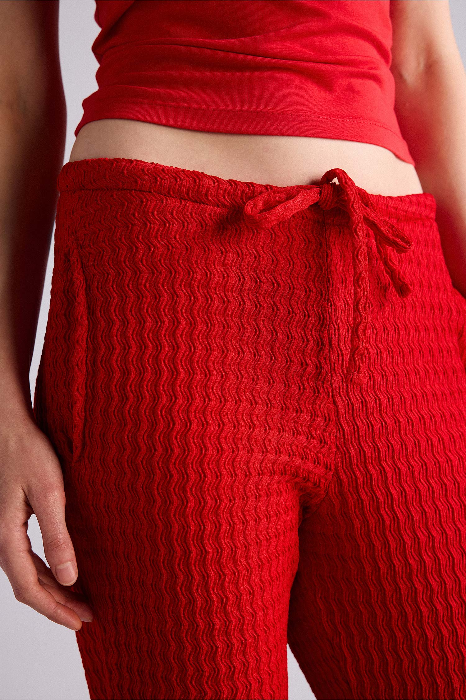 DeFacto Wıde Leg Cepli Normal Bel Standart Boy Kırışık Dokulu Pantolon görsel 4