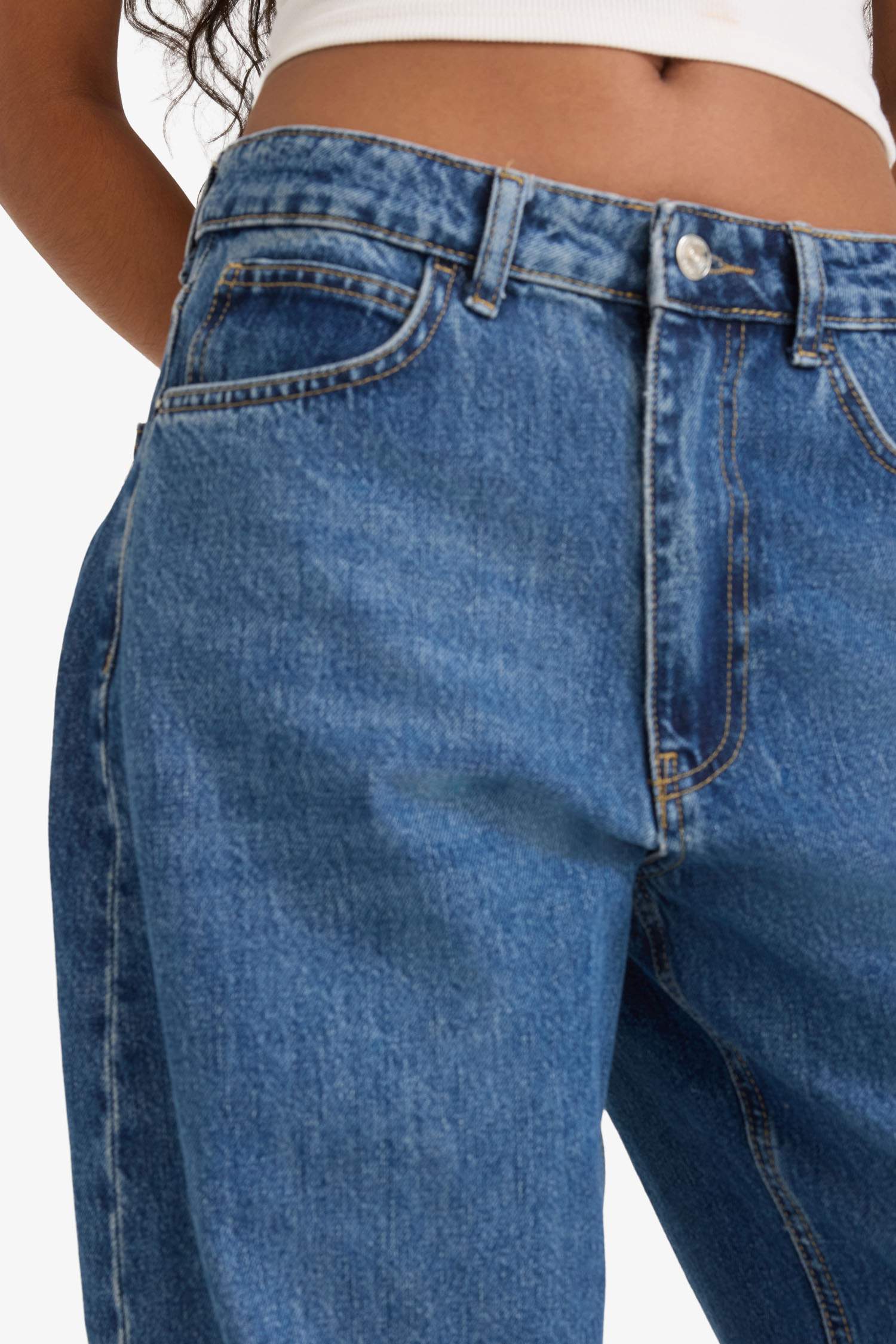 Barrel Fit Yüksek Bel Katlamalı Paça Jean Yıkamalı Pantolon