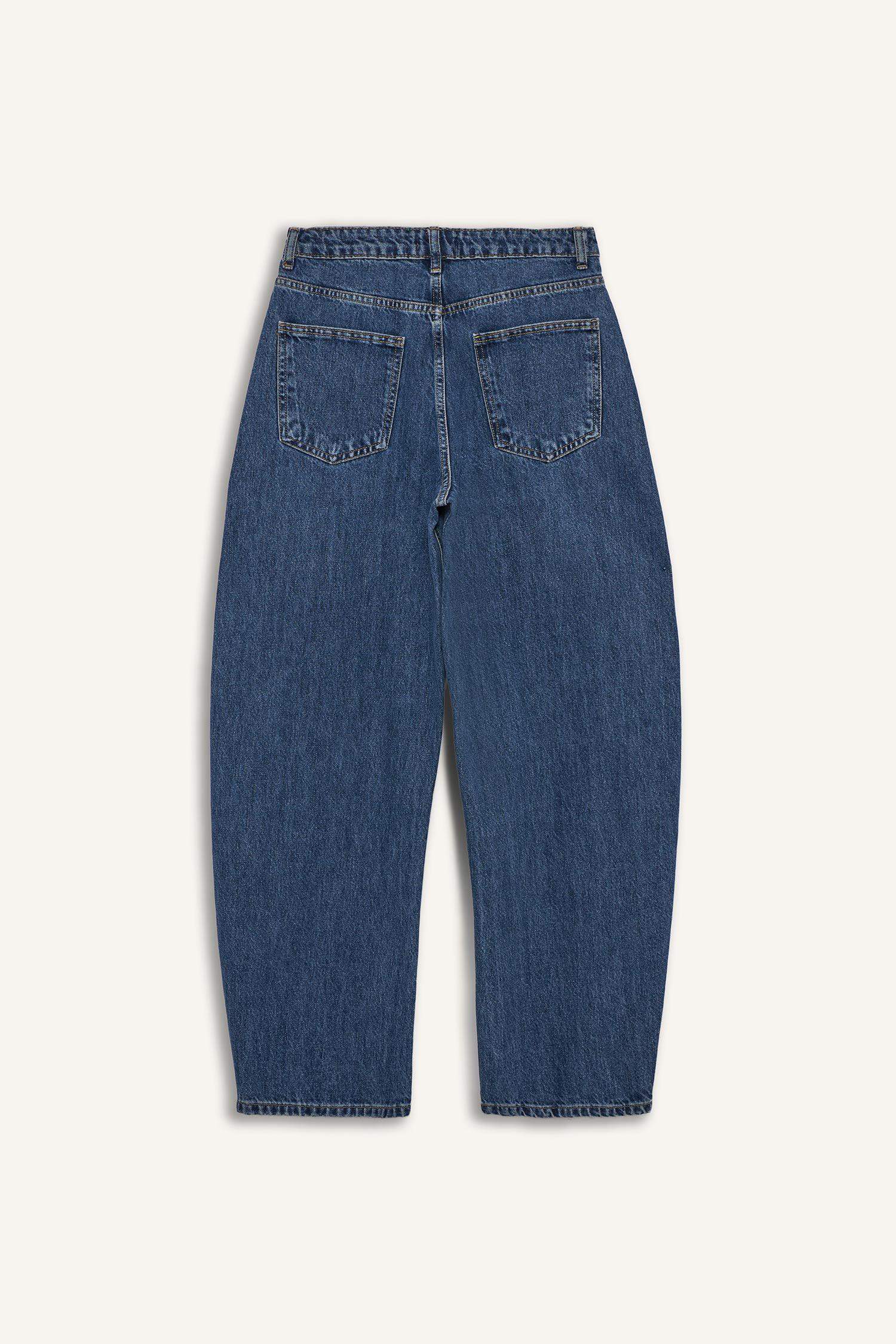 Barrel Fit Yüksek Bel Katlamalı Paça Jean Yıkamalı Pantolon