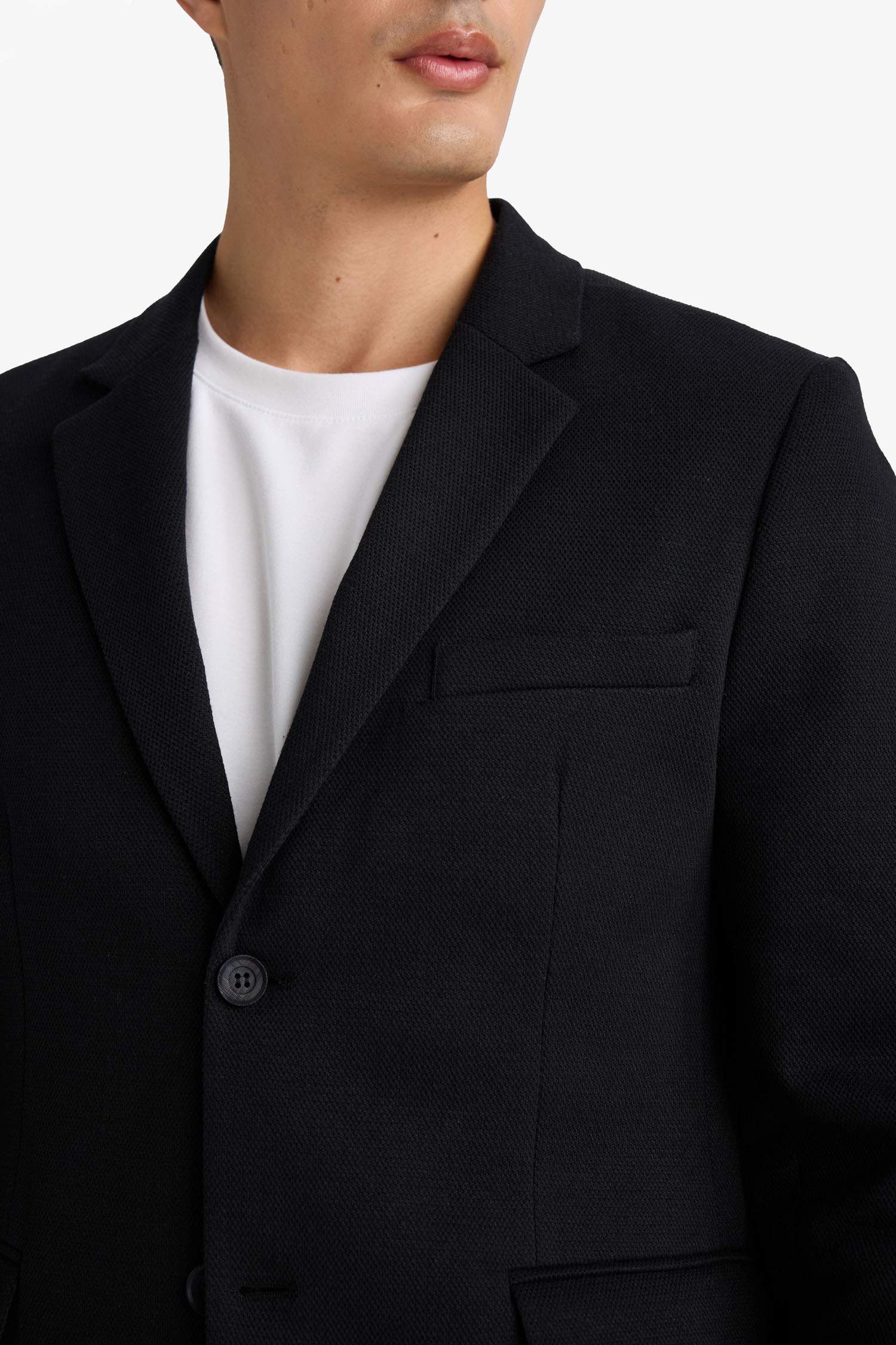 بليزر سليم فيت محبوك