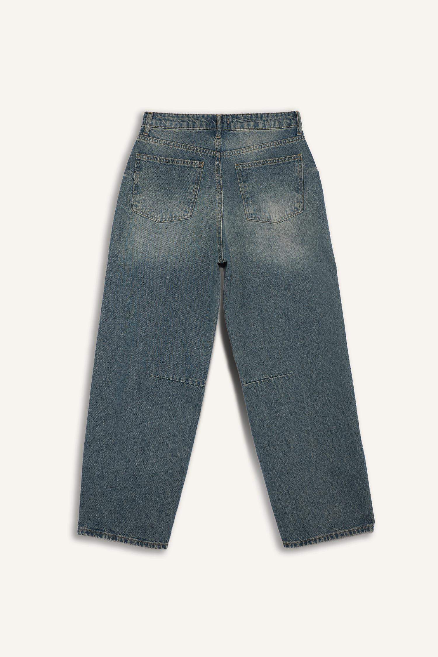 Barrel Fit Yüksek Bel Bilek Boy Jean Yıkamalı Pantolon