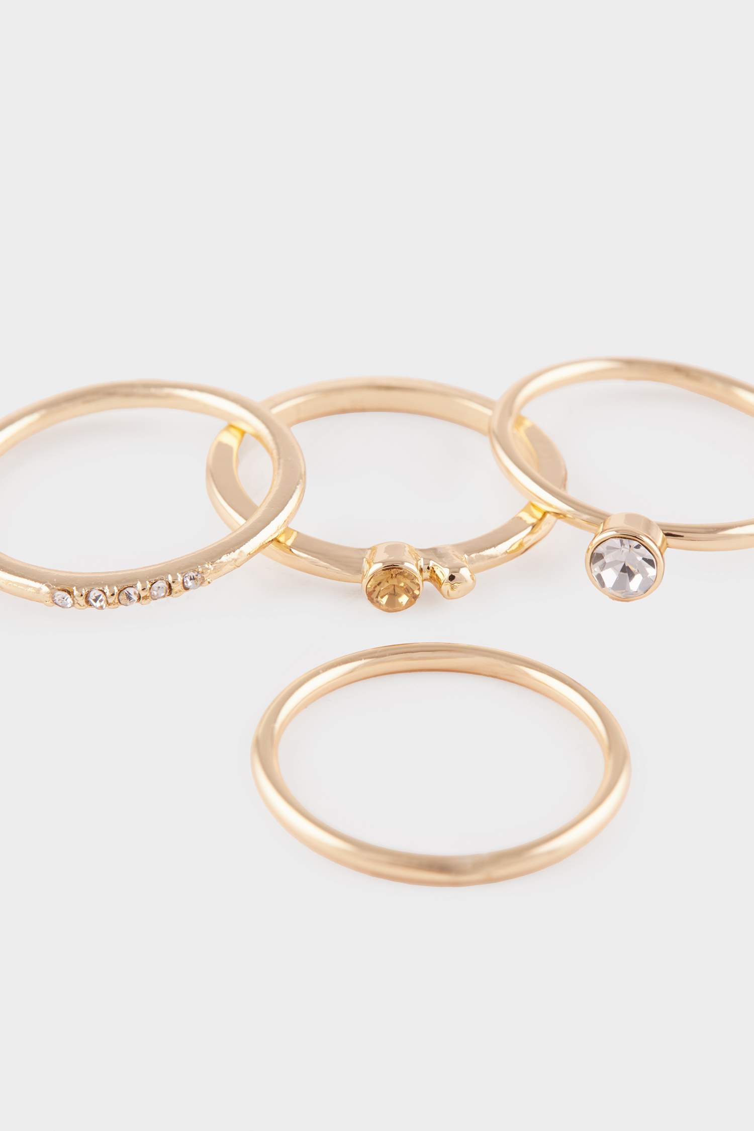 Kadın 8'li Gold Yüzük