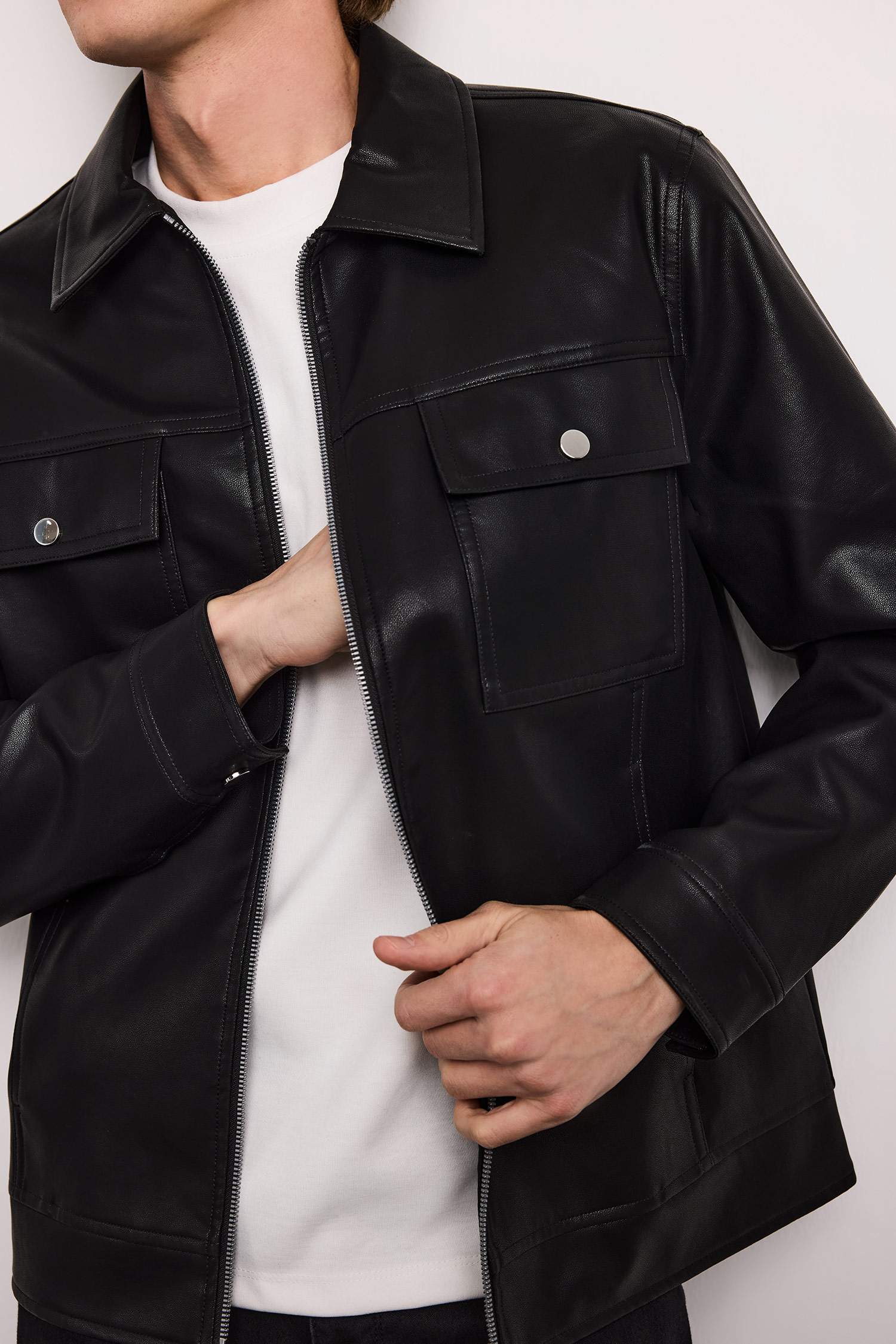 Slim Fit Astarlı Fermuarlı Suni Deri Mont