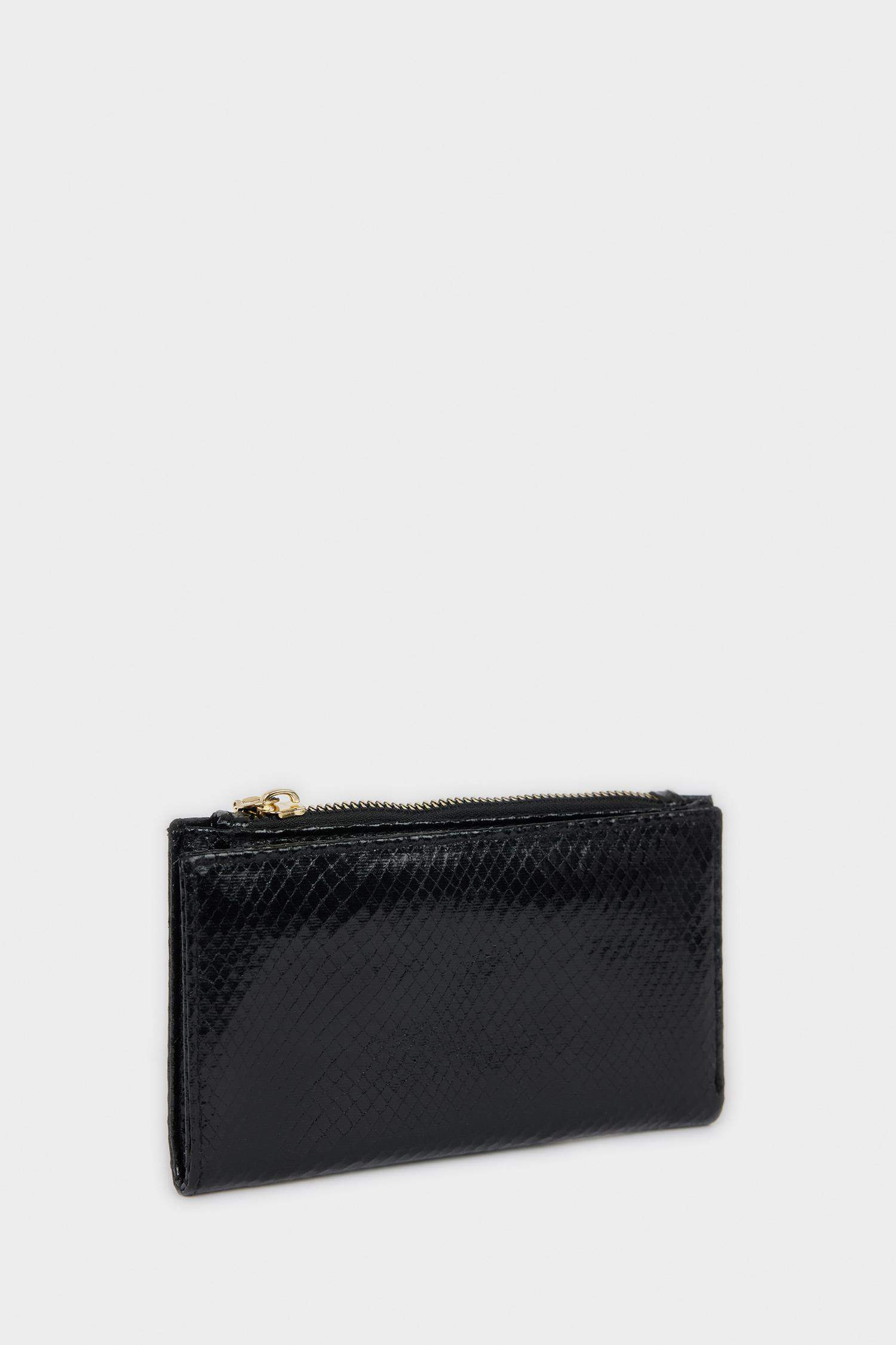 Woman Faux Leather Wallets