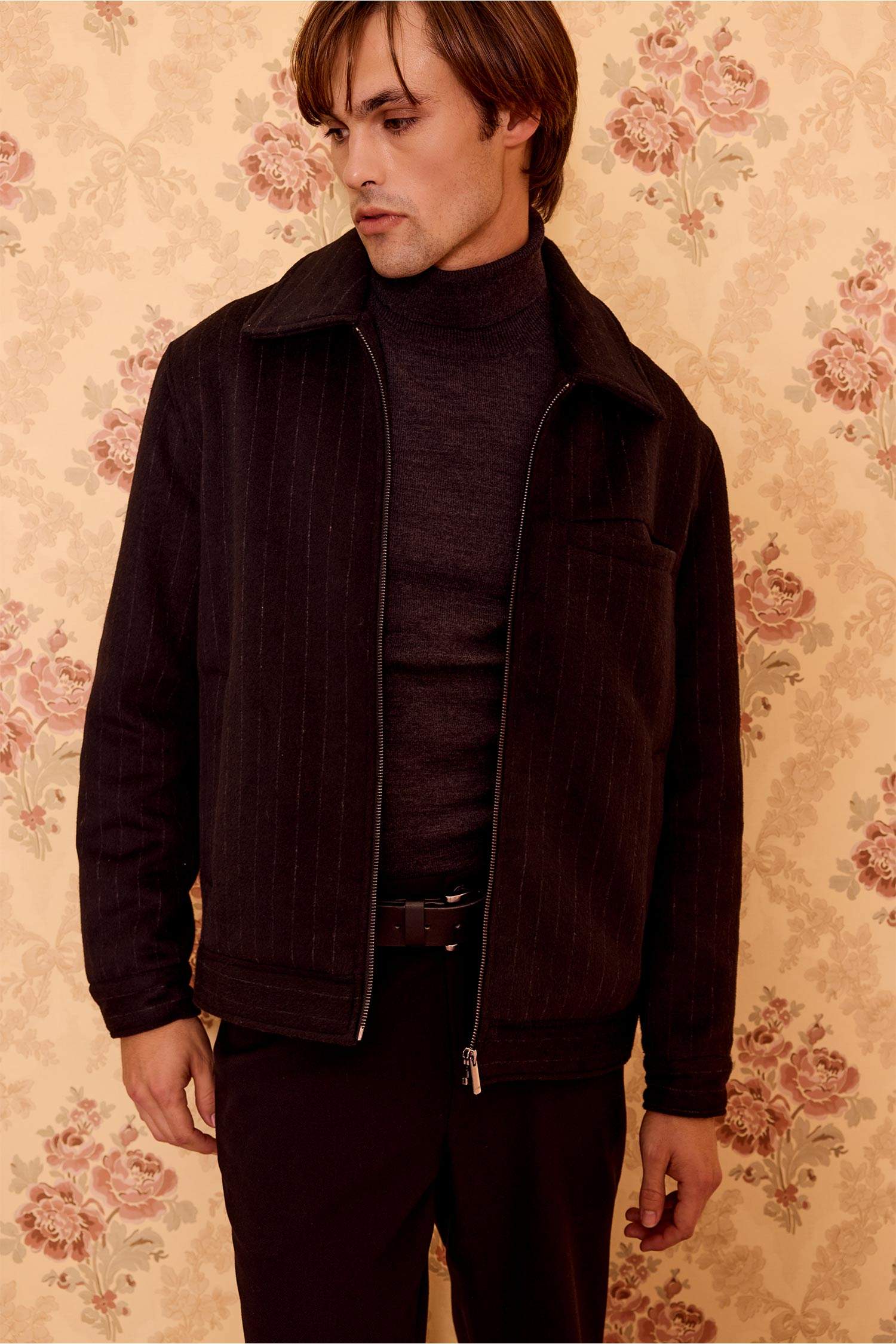 جاكيت صوف قصة عادية بياخة بولو مبطن