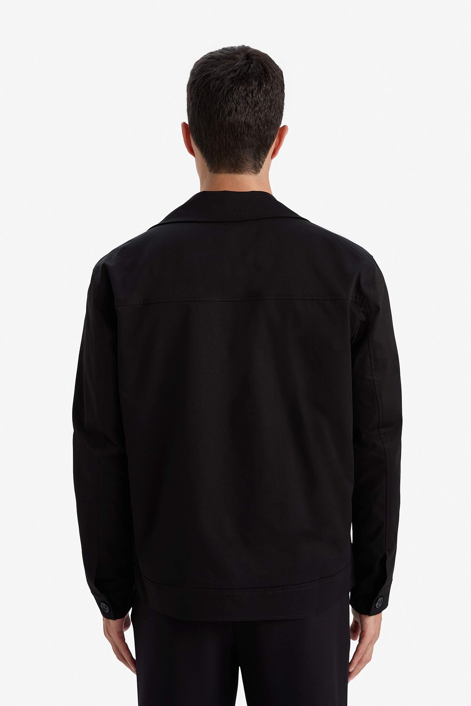 جاكيت دودون قصة عادية برقبة بولو مبطن