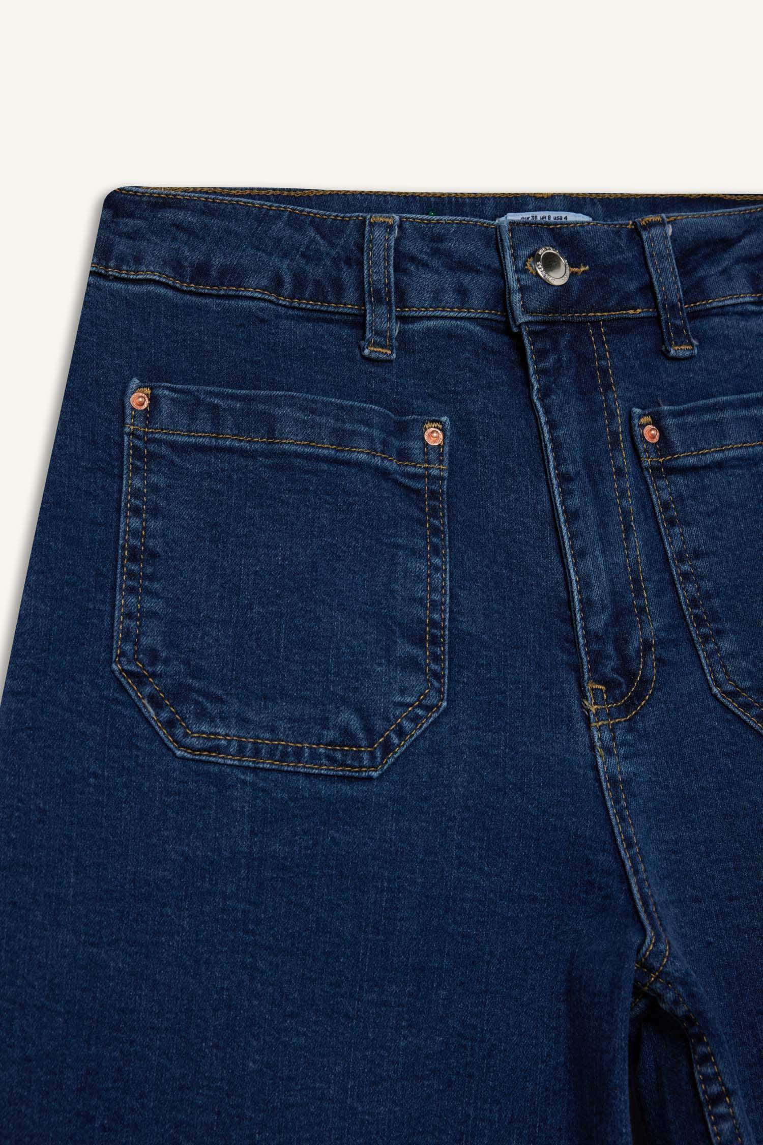 بنطرون جينز كروب وايد ليج برجل واسع وخصر عالي