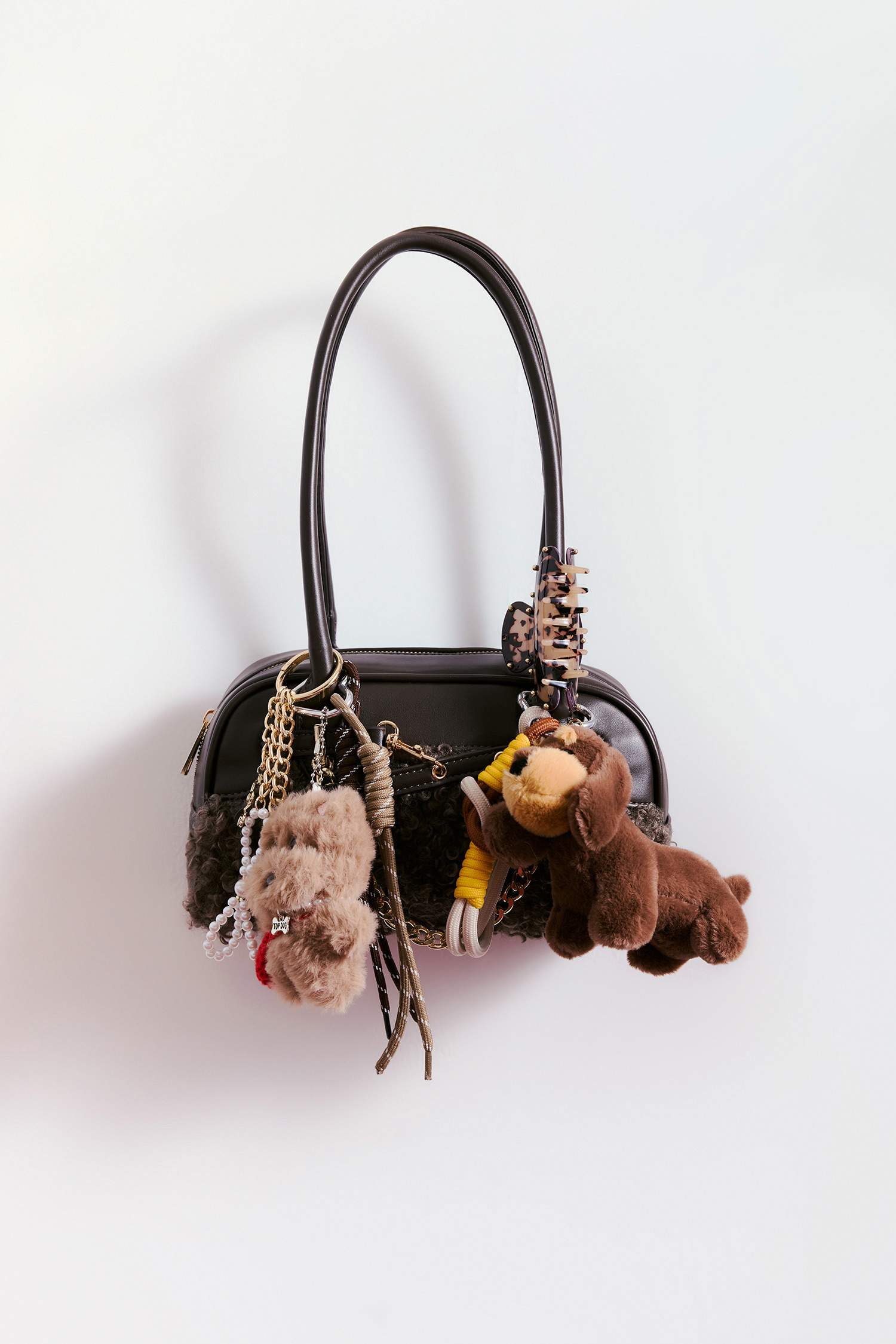 Kadın Köpek Temalı Charm Anahtarlık