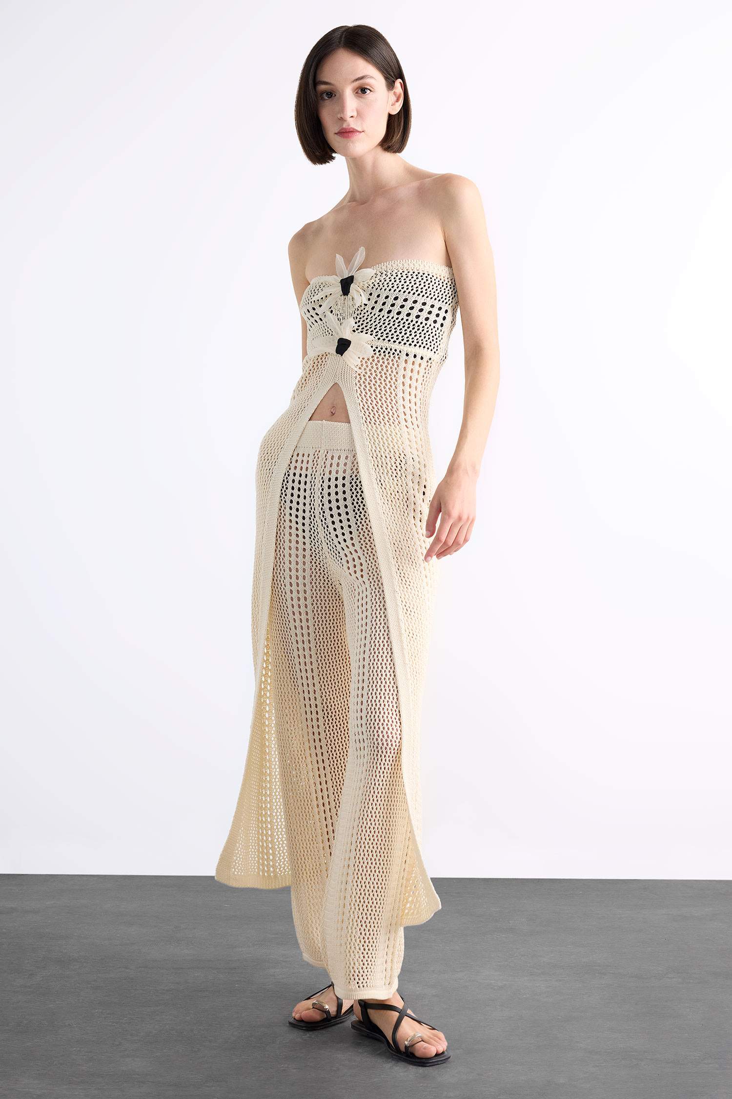 Strapless Floral Detailed Crochet Long Beach Top