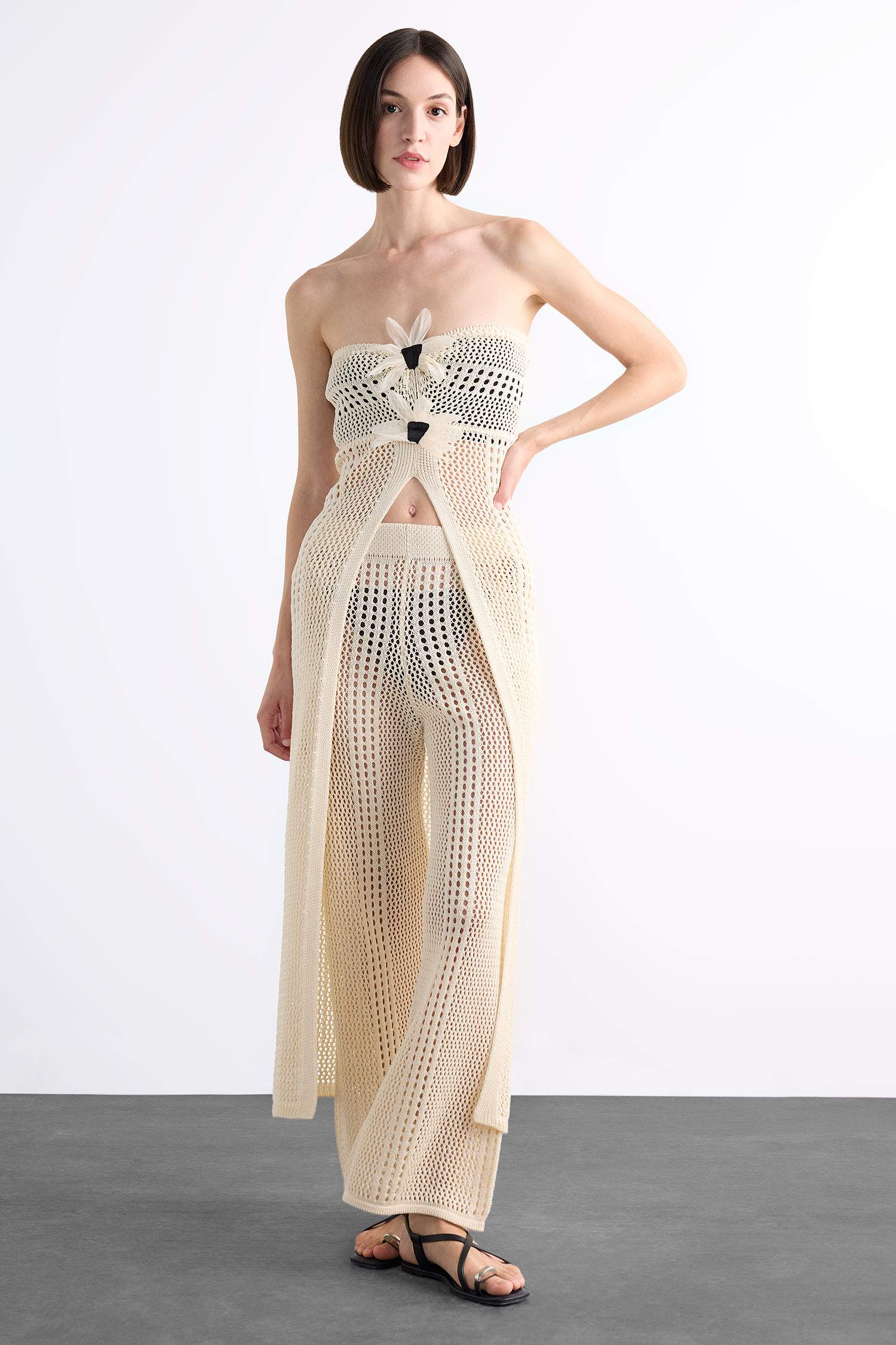 Strapless Floral Detailed Crochet Long Beach Top