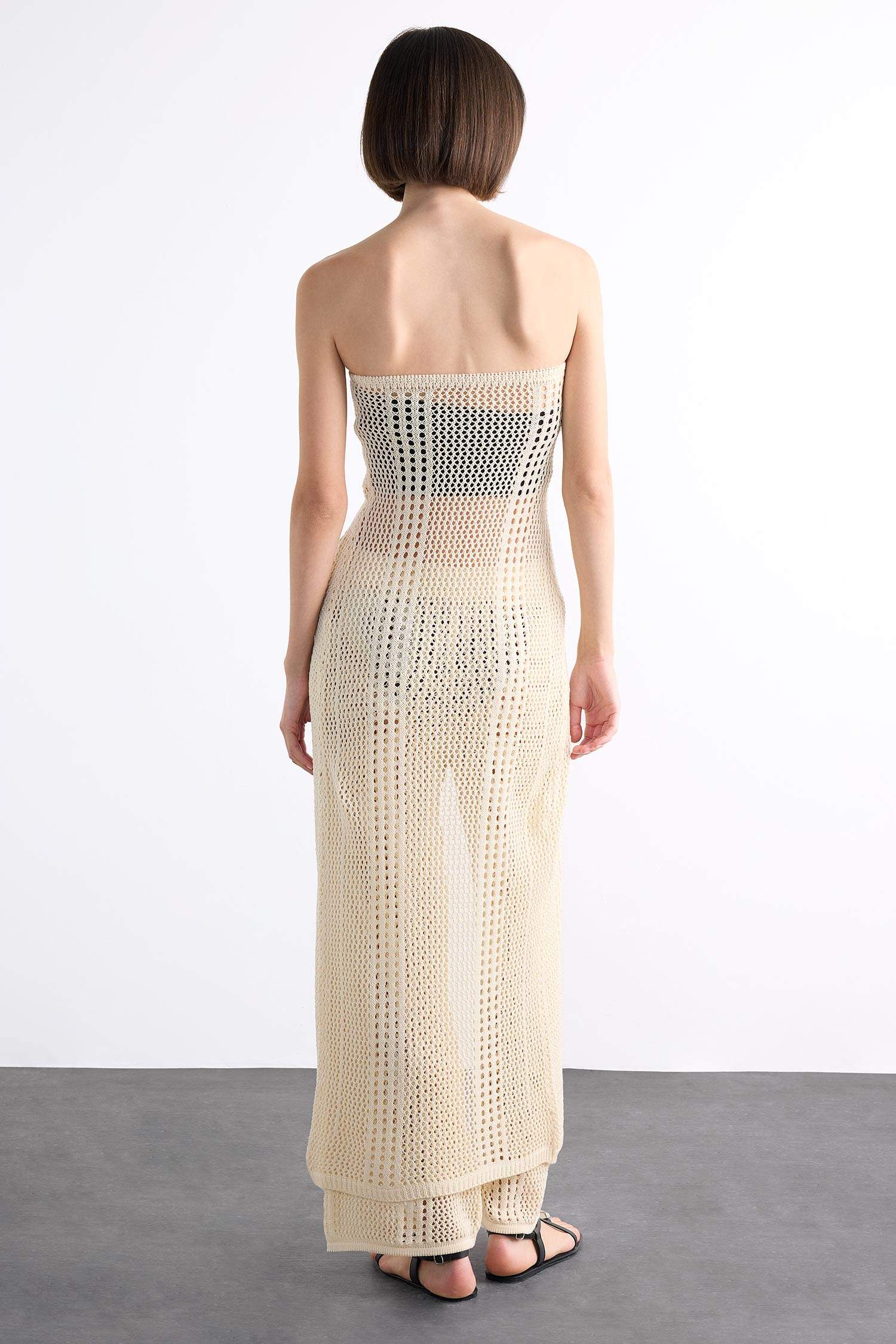 Strapless Floral Detailed Crochet Long Beach Top