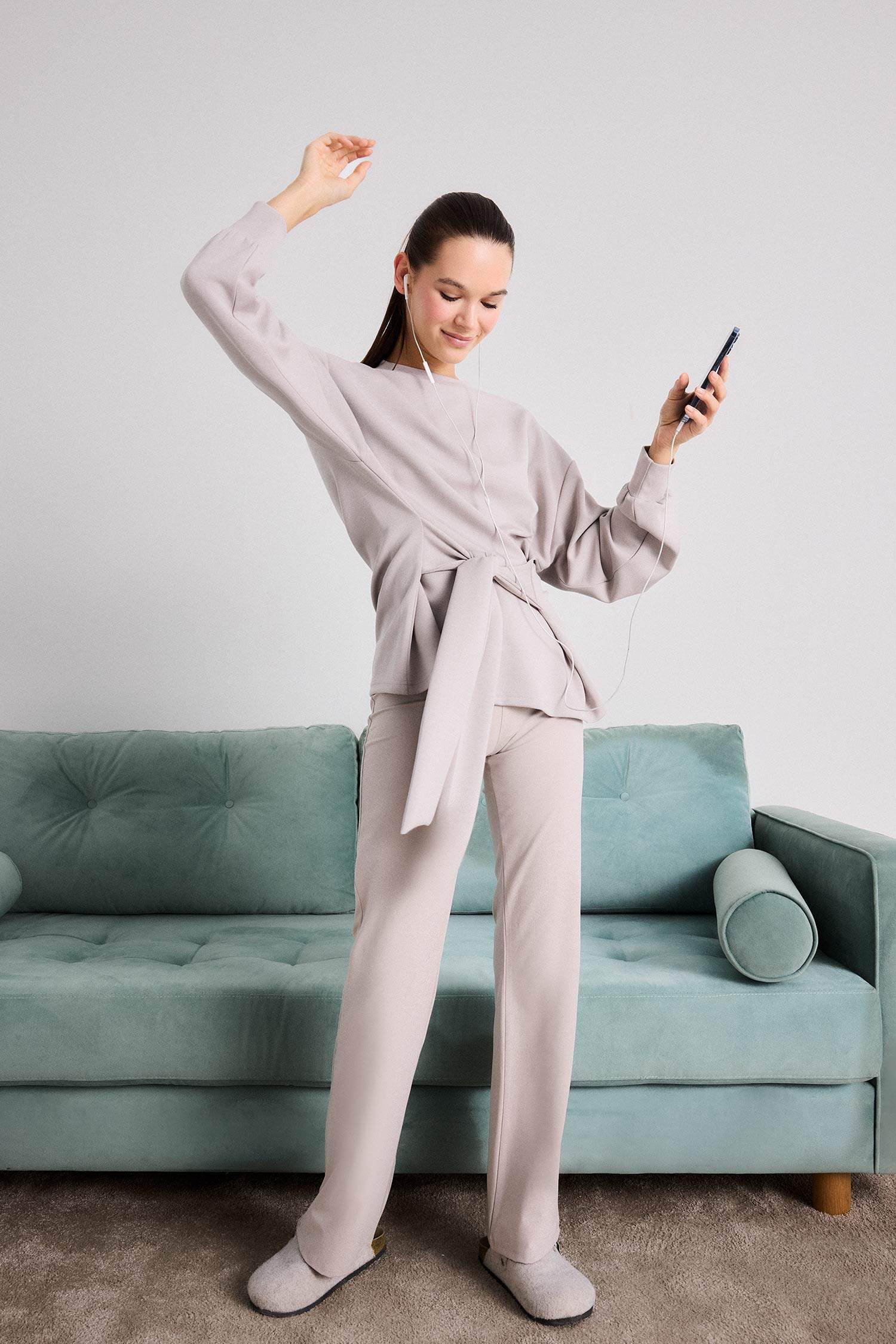 Yumuşak Dokulu İspanyol Paça Pantolon-Fall in Love Loungewear