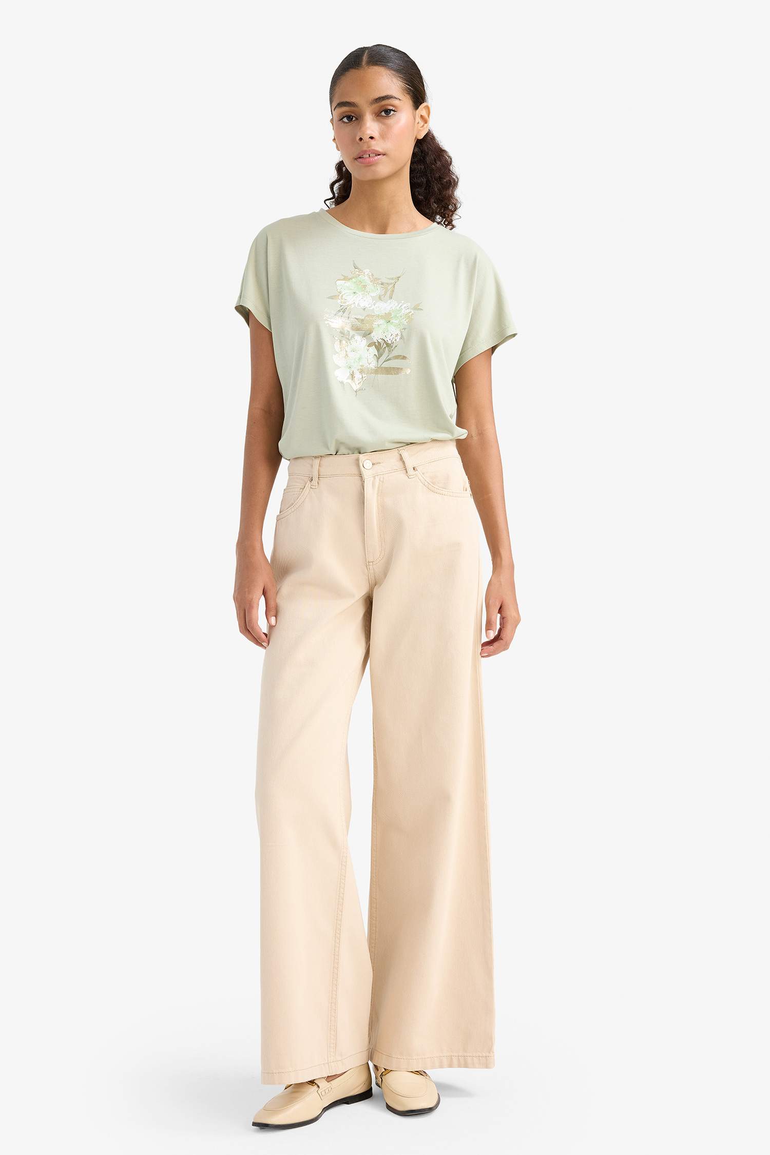 Crew Neck Floral Short Sleeve T-Shirt