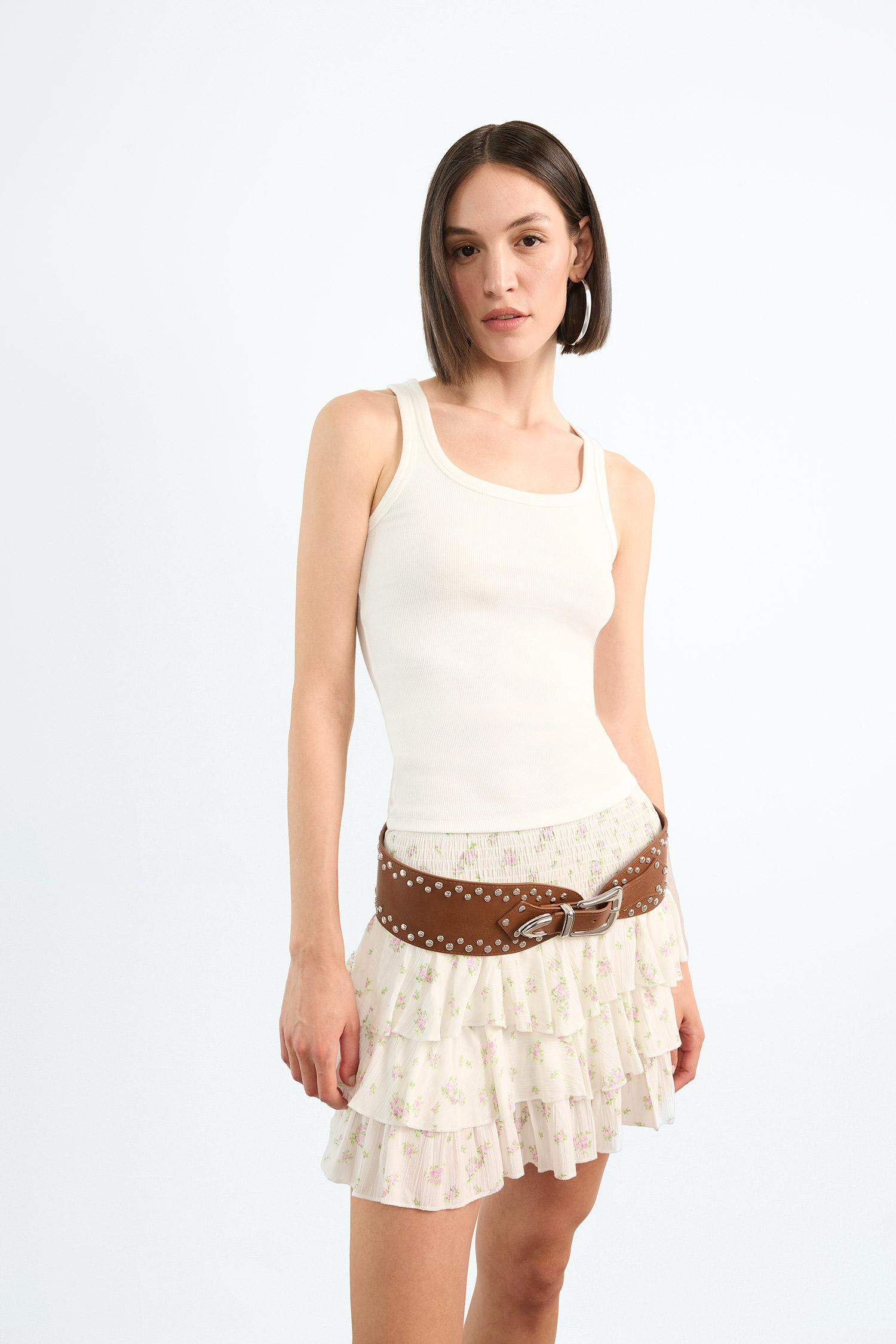 Beli Lastikli Çiçek Desenli Volanlı Mini Etek