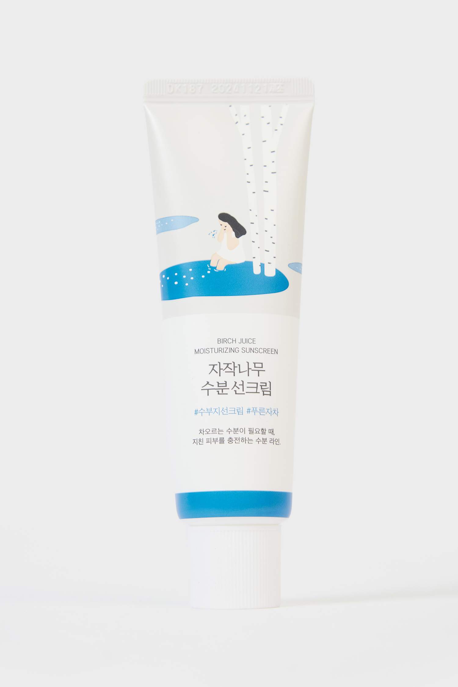 Round Lab Birch Juice Moisturizing Sunscreen SPF50+ PA++++ 50ml-Huş Özlü Nemlendirici güneş kremi (Hassas Ciltler İçin, Beyazlık Bırakmaz)