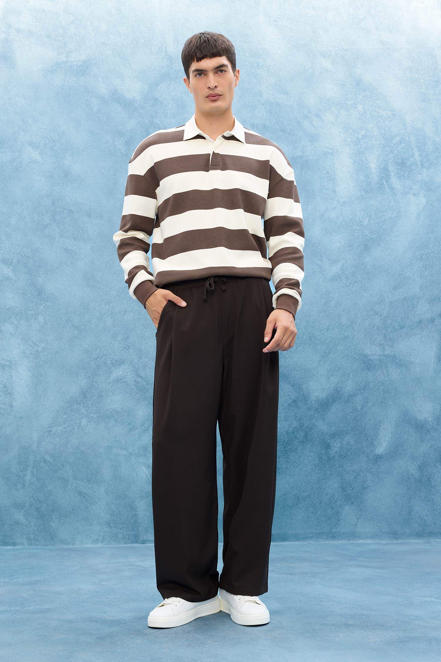 Barrel Fit Geniş Düz Paça Cepli Pantolon