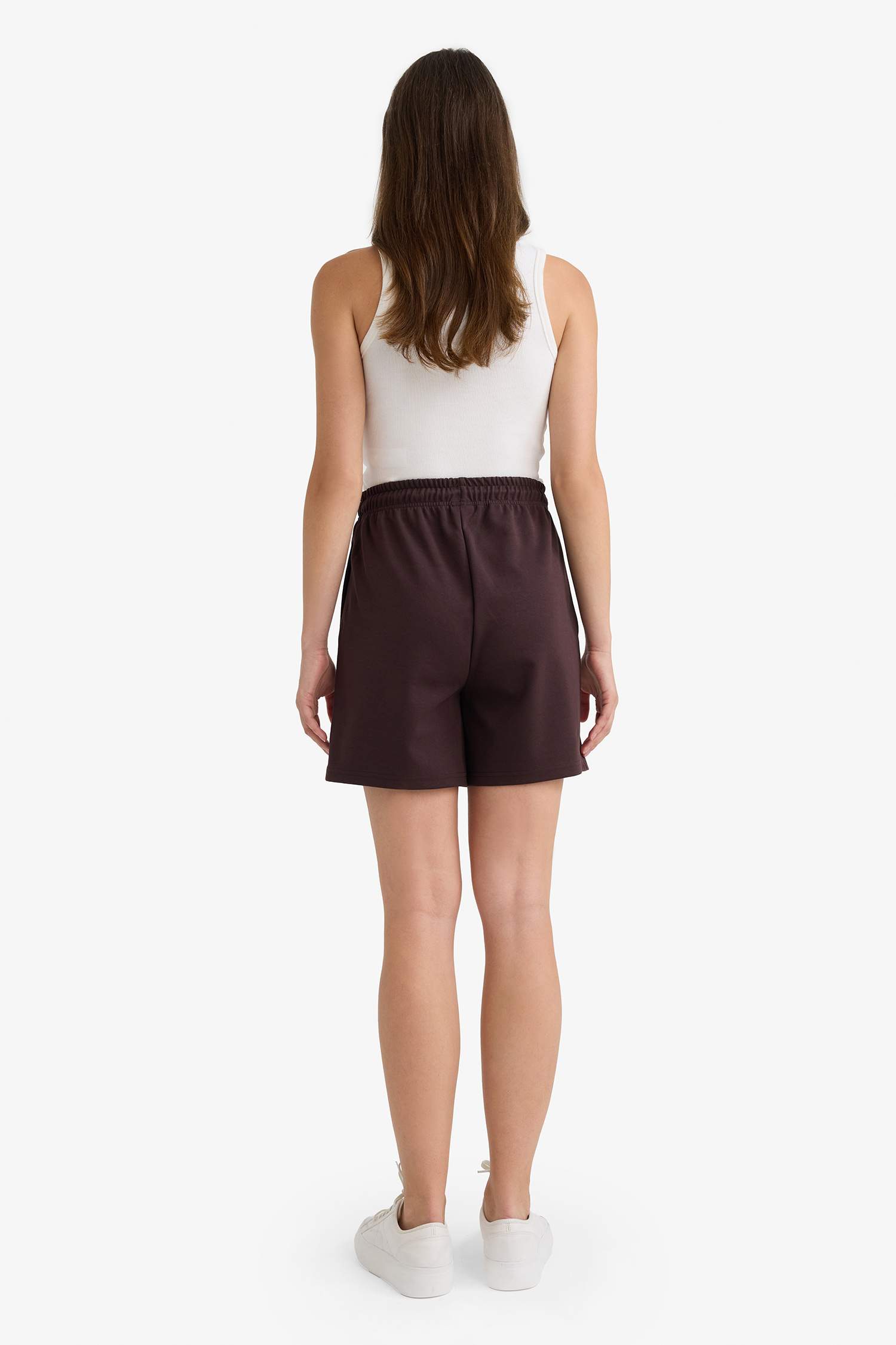 شورت برمودا بيزك سادة بخصر برباط