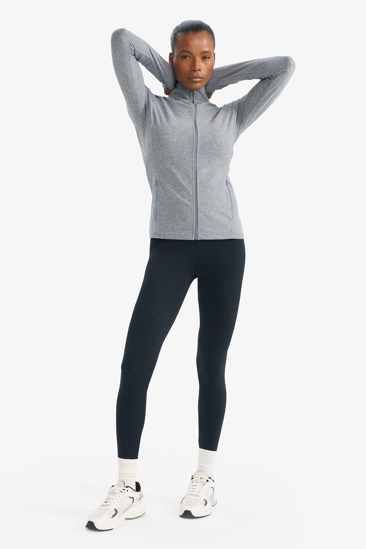 كارديجان رياضي سليم فيت بياقة عالية وجيب