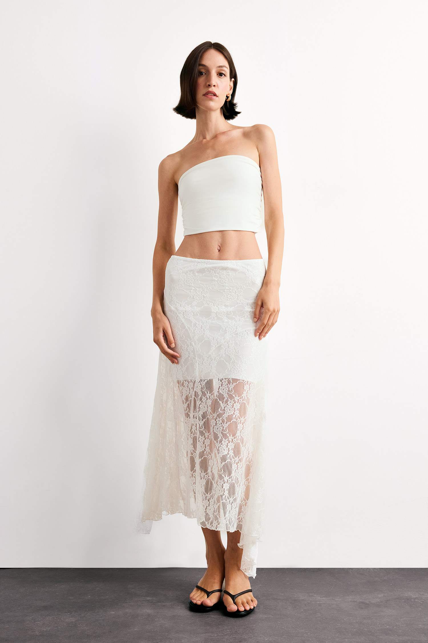 	Beli Lastikli Yarım Astar Dantel Midi Etek