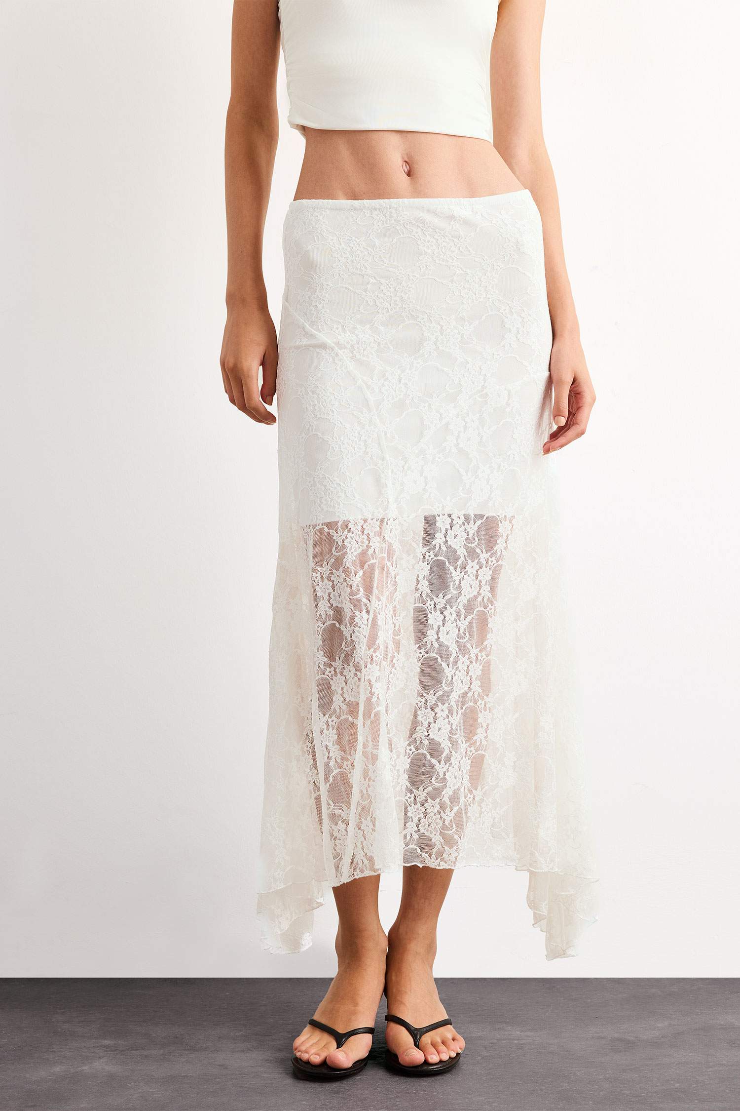 	Beli Lastikli Yarım Astar Dantel Midi Etek