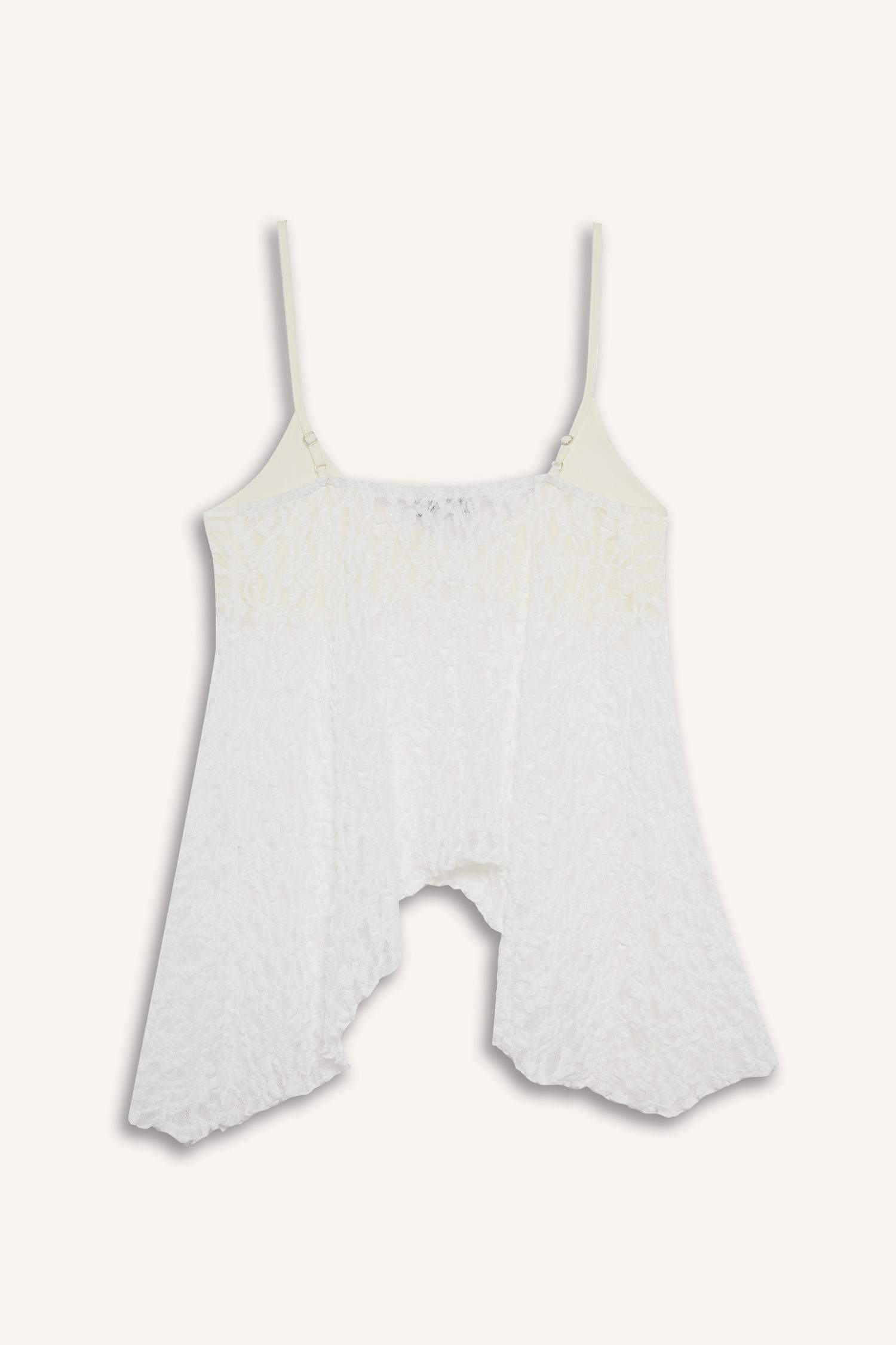 Afra x DeFacto Fitted V Yaka Dantel Askılı Bluz